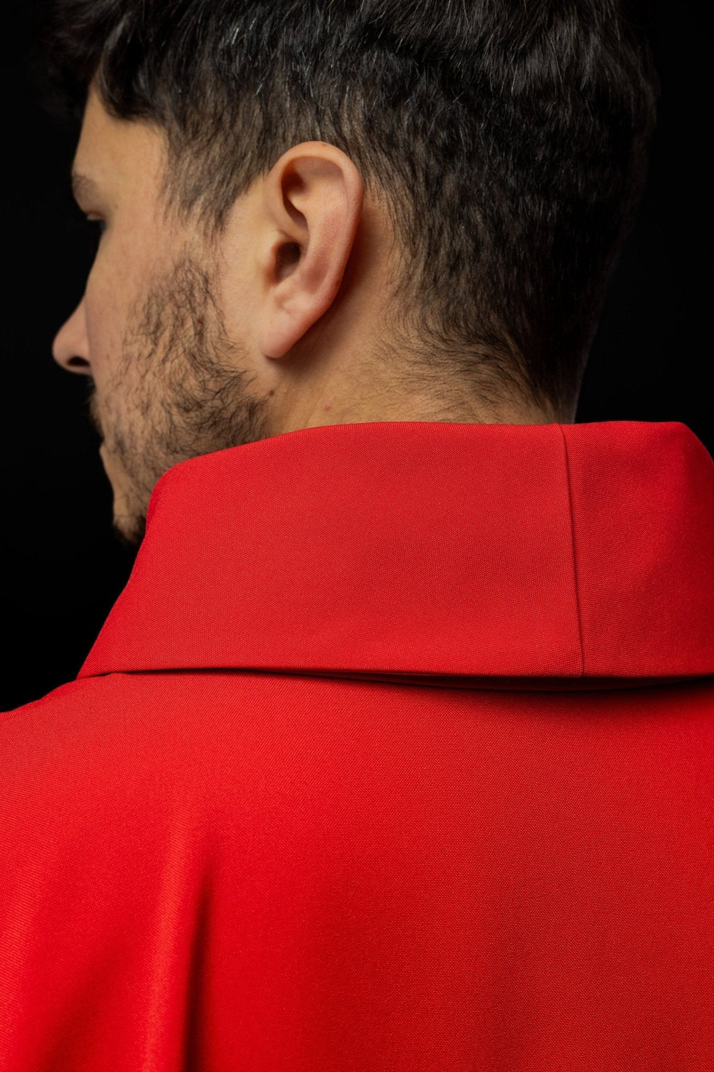 Chasuble brodée IHS Rouge KOR/258/02/12 - CHASUBLES.FR