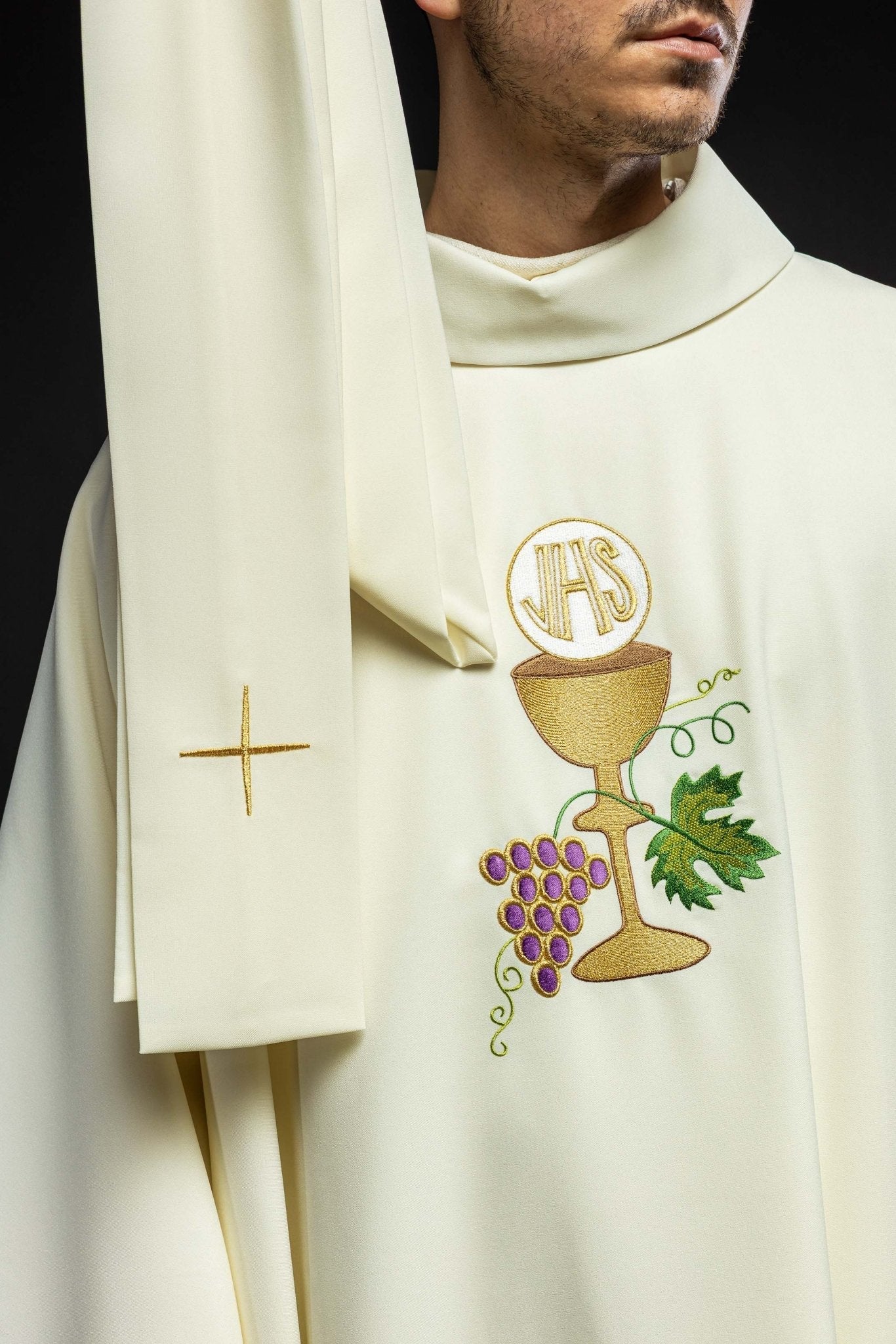 Chasuble calice Croix et raisins écru KOR/208/05/12 ECRU - CHASUBLES.FR