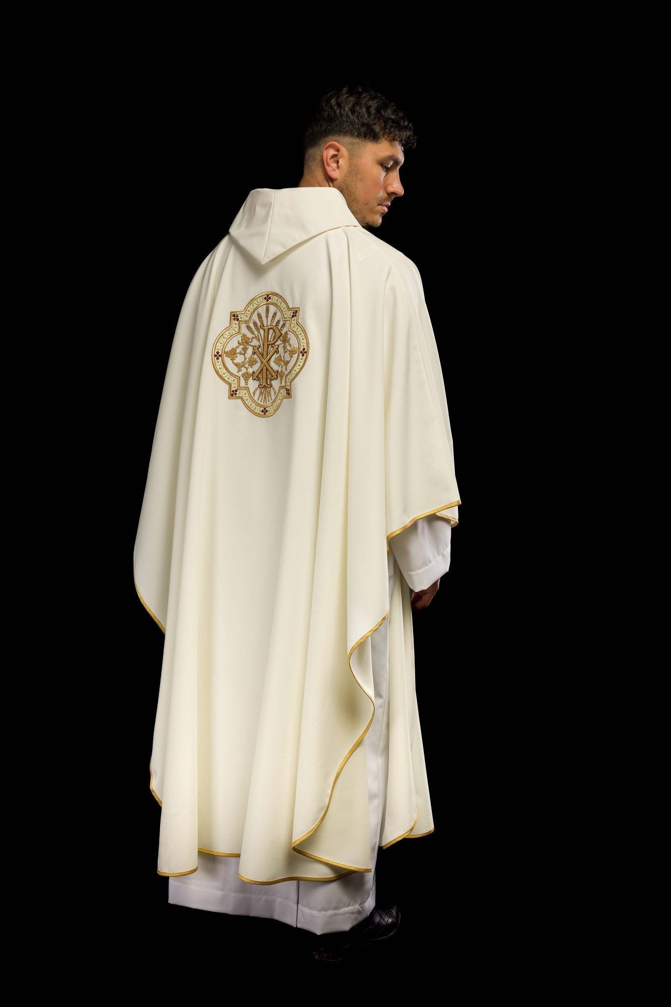 Chasuble crème avec broderie IHS et PAX KOR/119/05/01 ECRU - CHASUBLES.FR