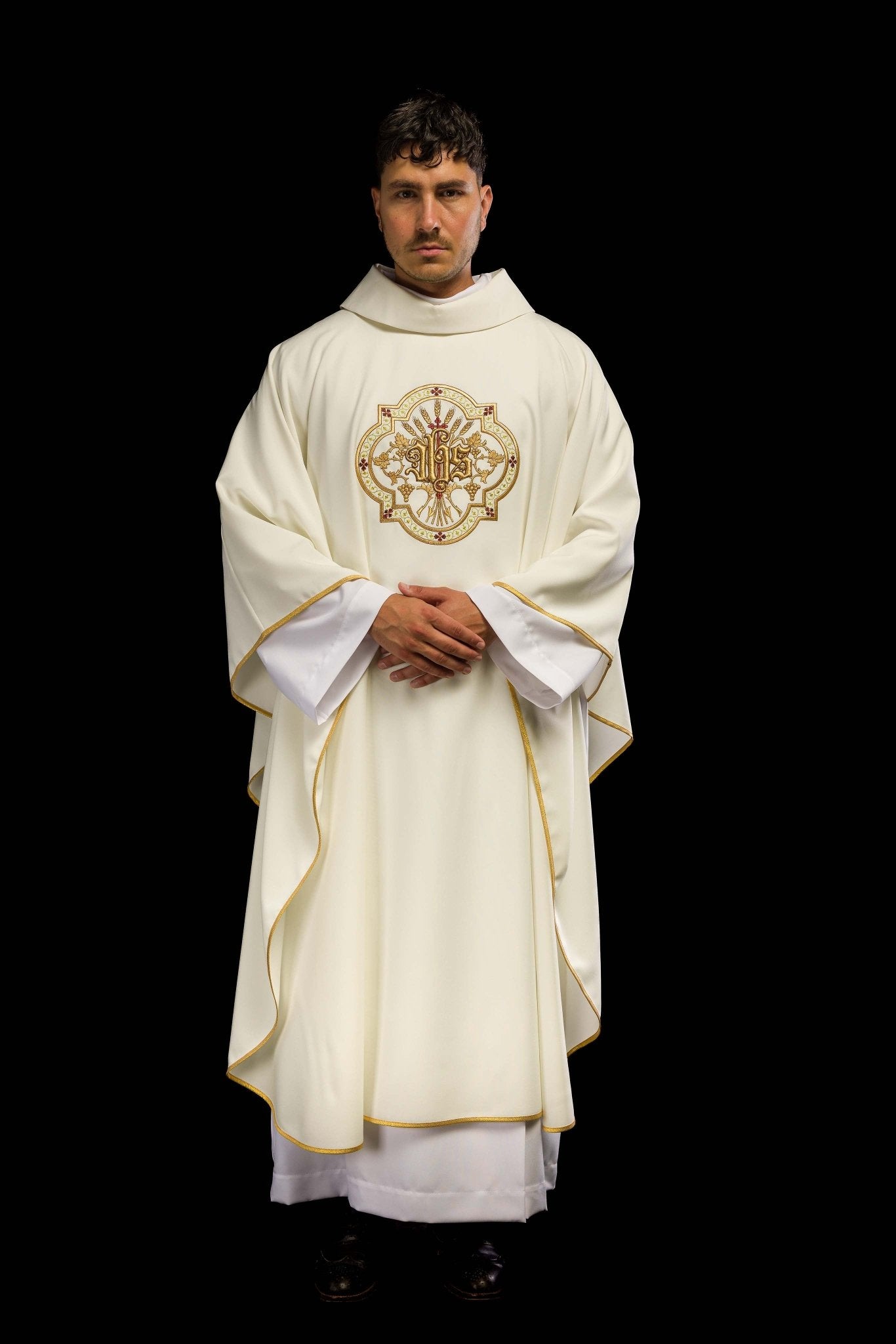 Chasuble crème avec broderie IHS et PAX KOR/119/05/01 ECRU - CHASUBLES.FR