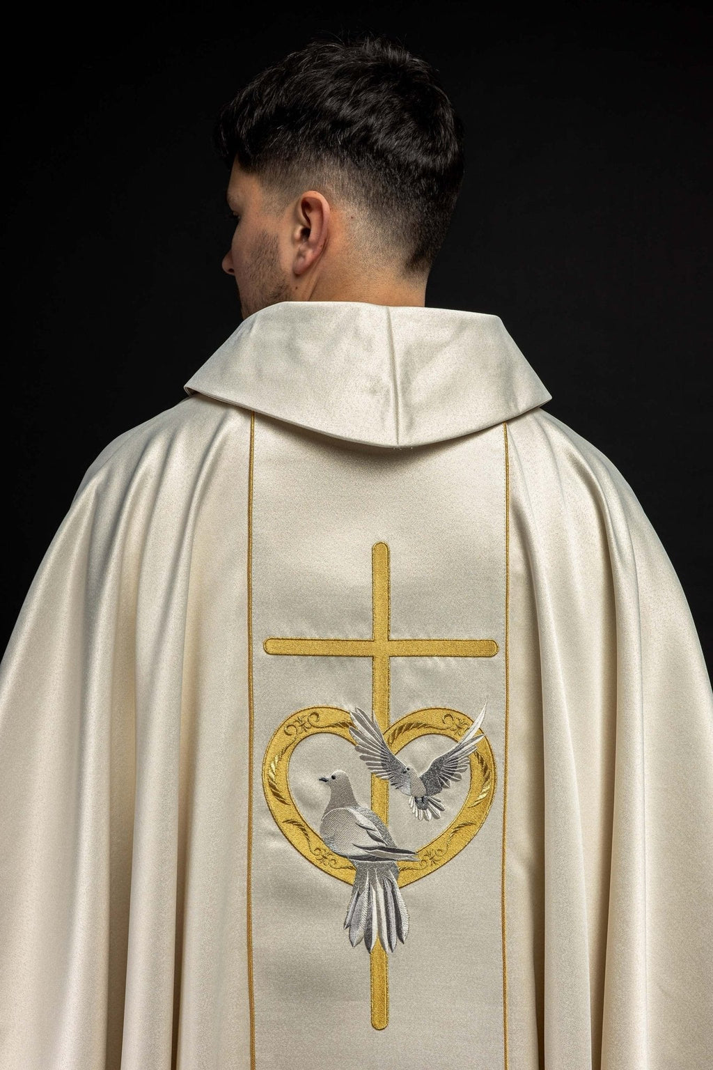 Chasuble de mariage de couleur écrue KOR/219/10/54 ZŁOTY - CHASUBLES.FR