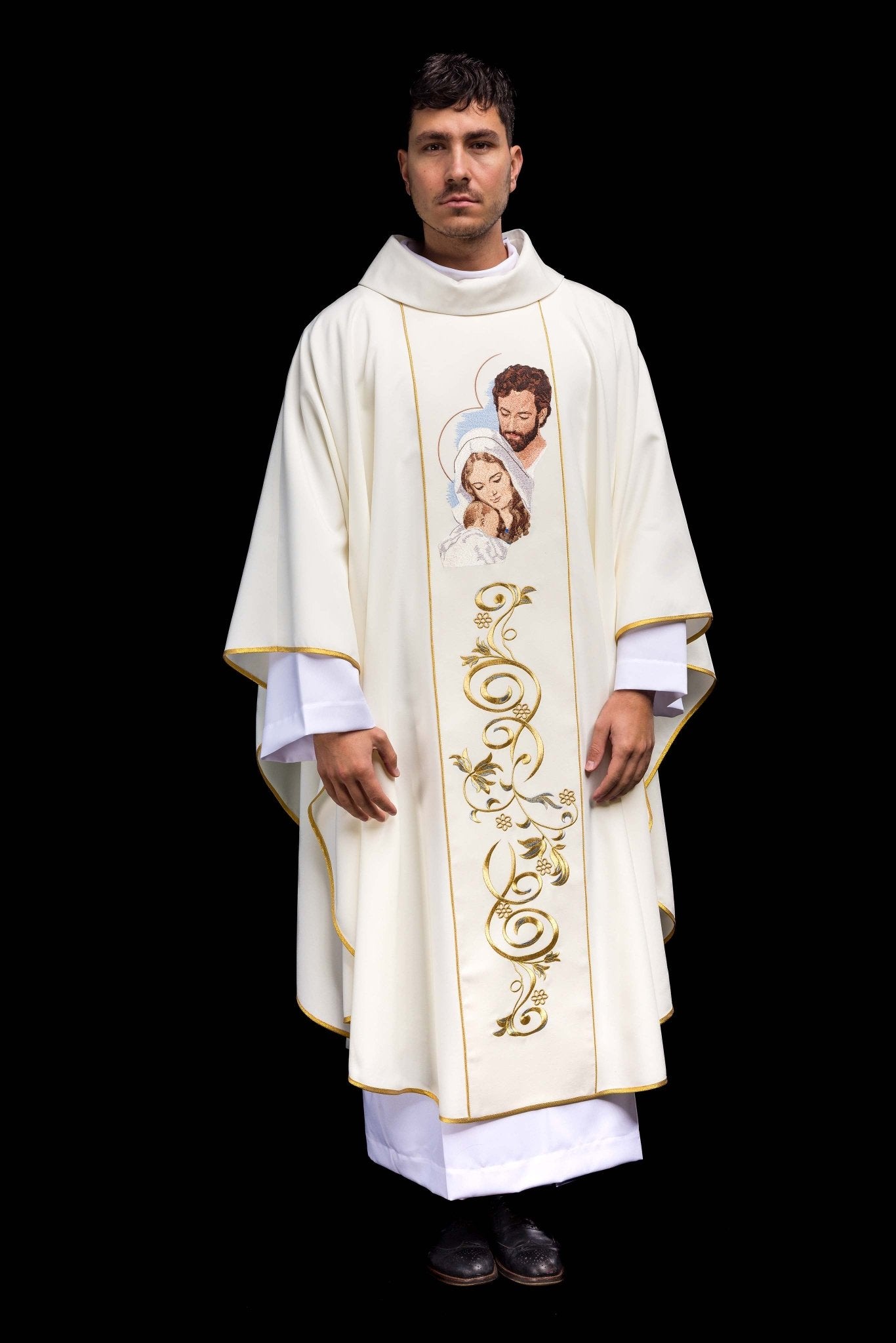 Chasuble de Noël avec l'image de la Sainte Famille KOR/196/05/01 ECRU - CHASUBLES.FR