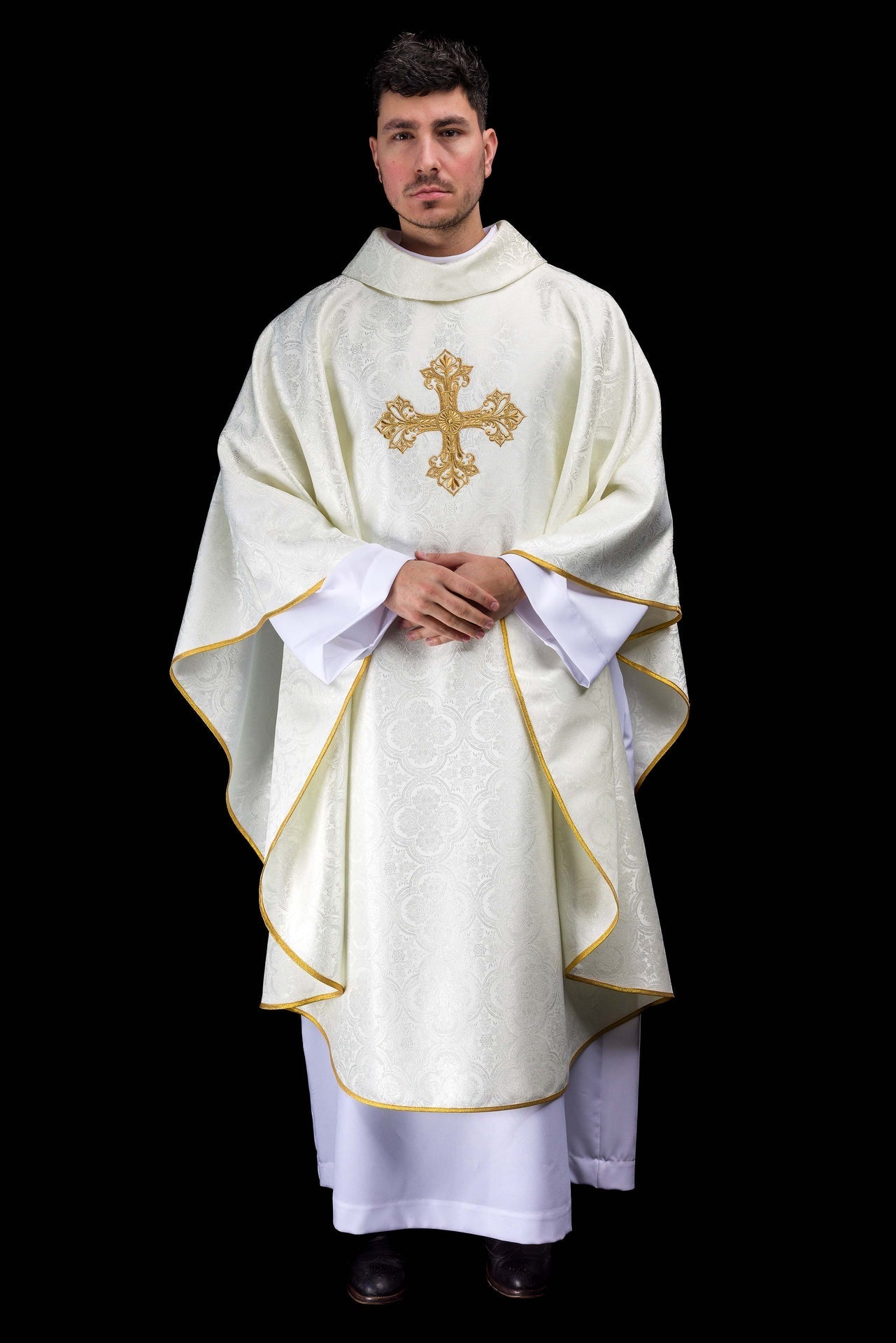Chasuble écru avec croix tissu jacquard KOR/403/05/11 - CHASUBLES.FR