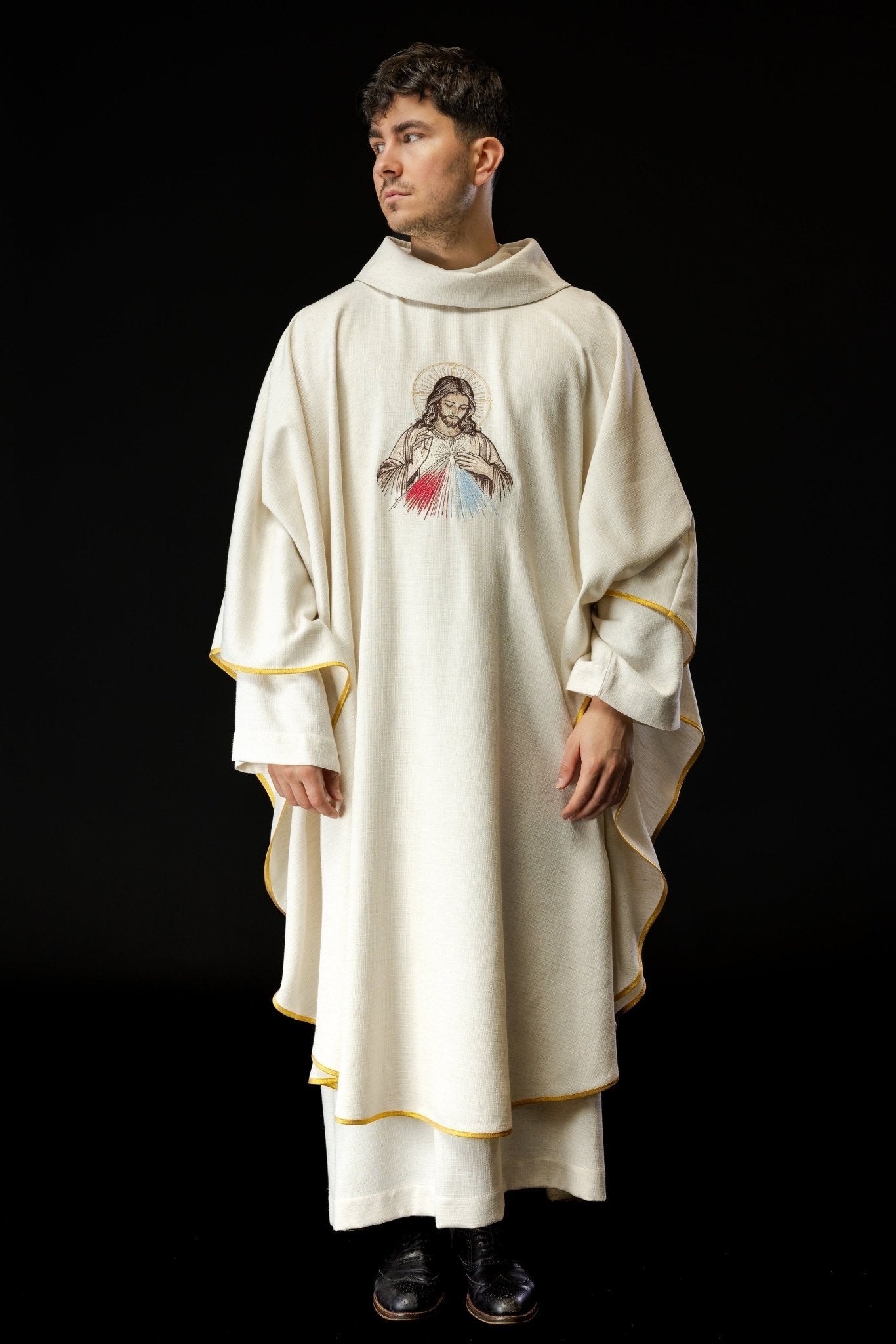 Chasuble écru avec image de la Miséricorde Divine KOW2/031/05/49 - CHASUBLES.FR