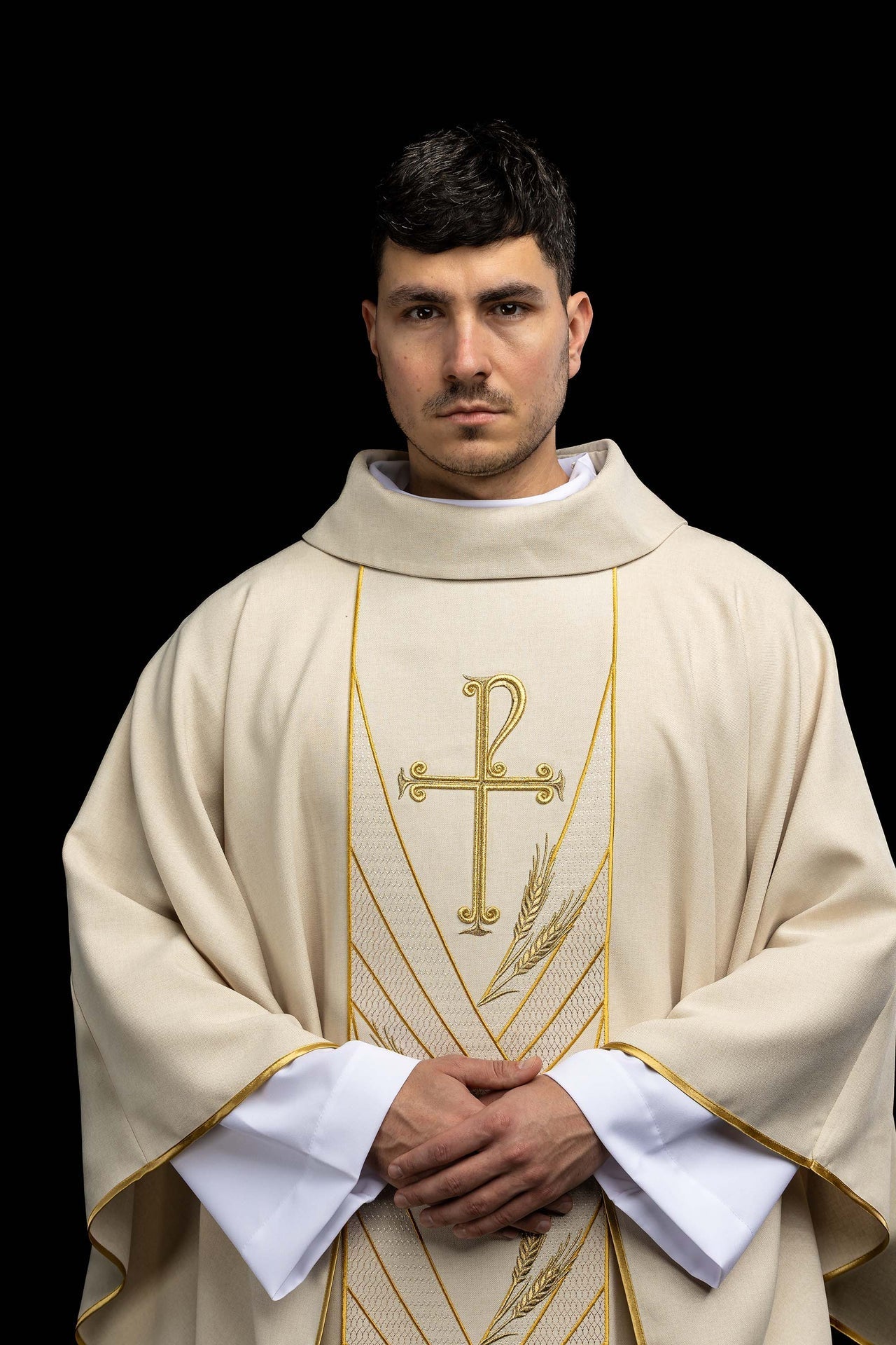 Chasuble écrue avec bande brodée Pax LE/7050/05 - CHASUBLES.FR