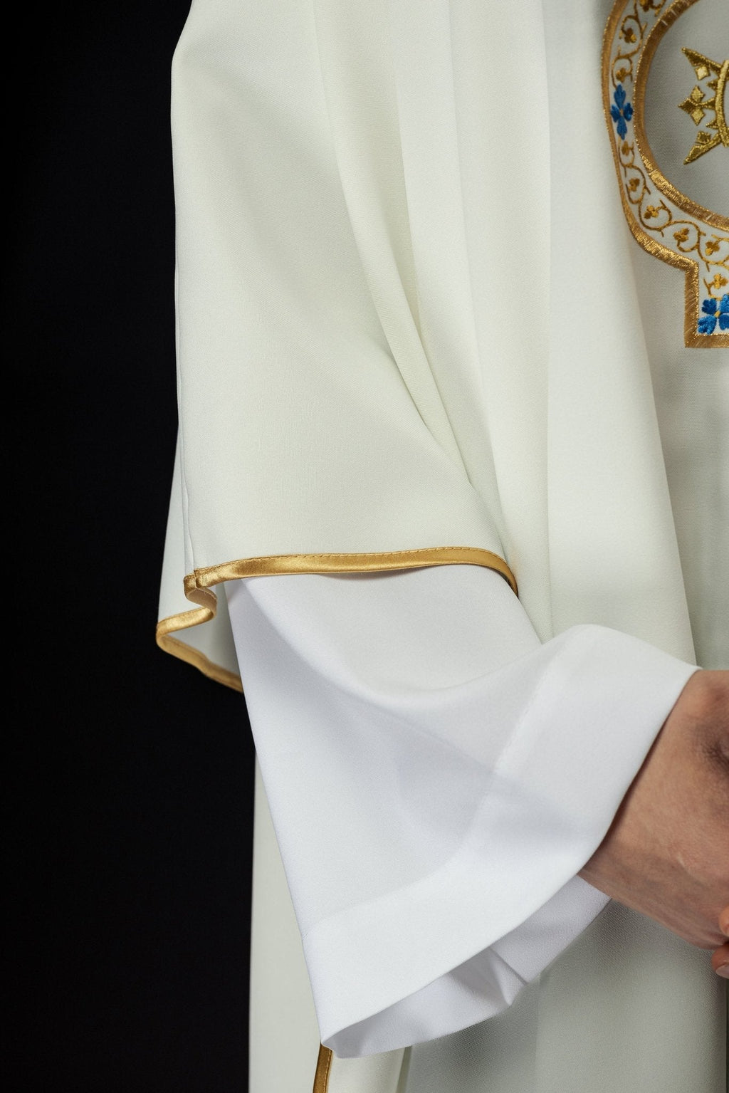 Chasuble écrue avec motif marial KOR/384/05/12 - CHASUBLES.FR