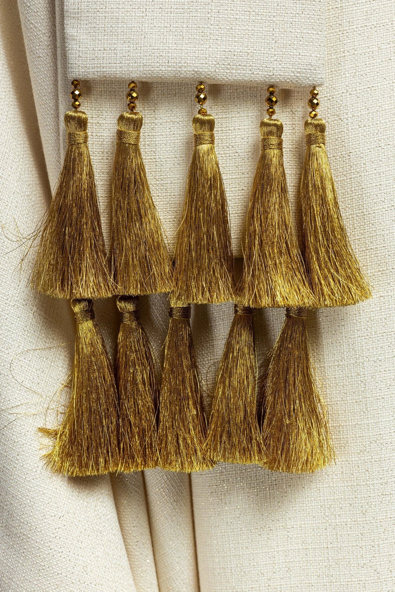 Chasuble fait main avec pierres naturelles – Modèle Handmade 7002 HM/7002/05/71 - CHASUBLES.FR
