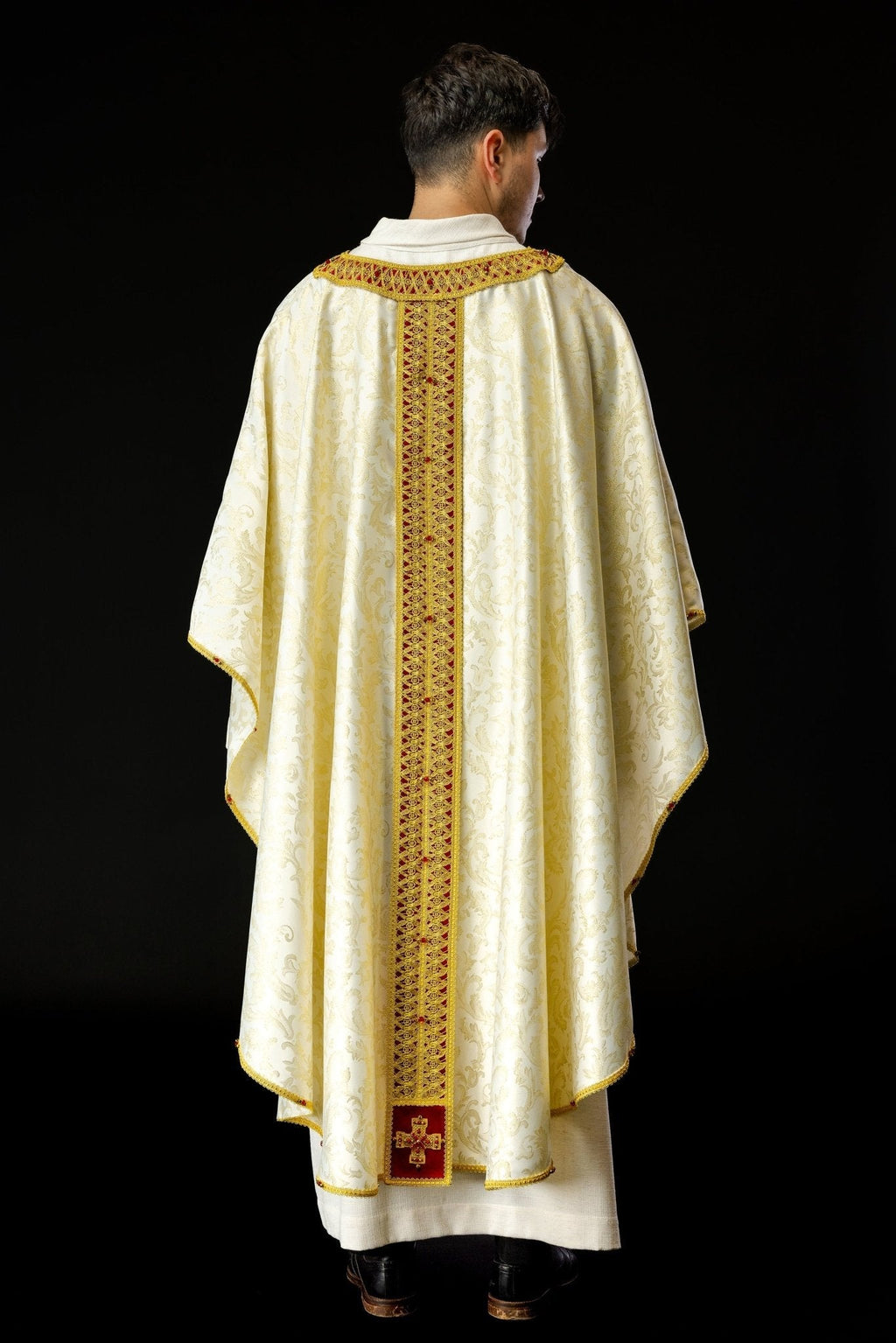 Chasuble faite à la main avec des pierres naturelles Fait à la main 7009 HM/7009/05/90/PA02 - CHASUBLES.FR
