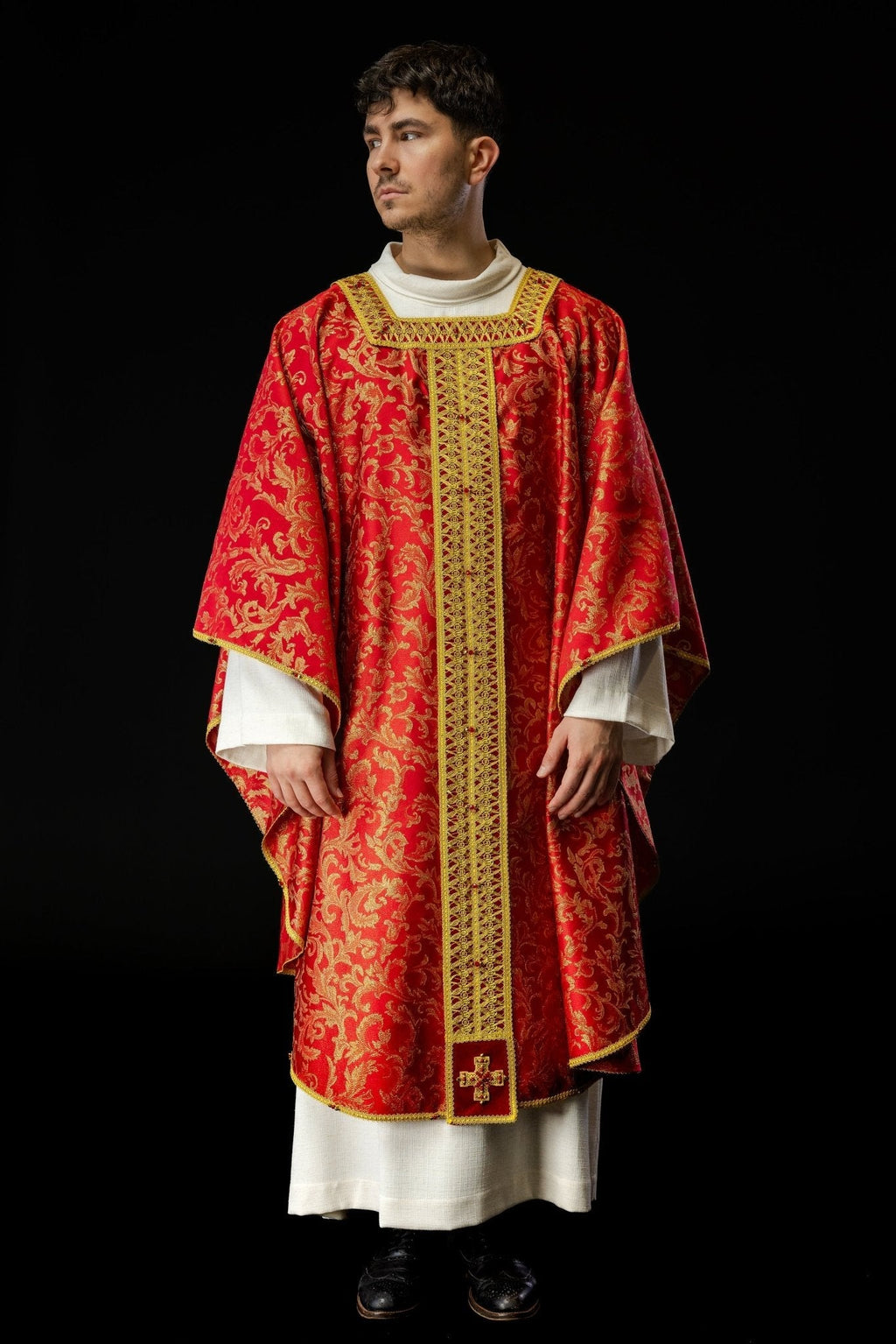Chasuble faite à la main avec des pierres naturelles Fait à la main 7009 HM/7009/02/90 - CHASUBLES.FR