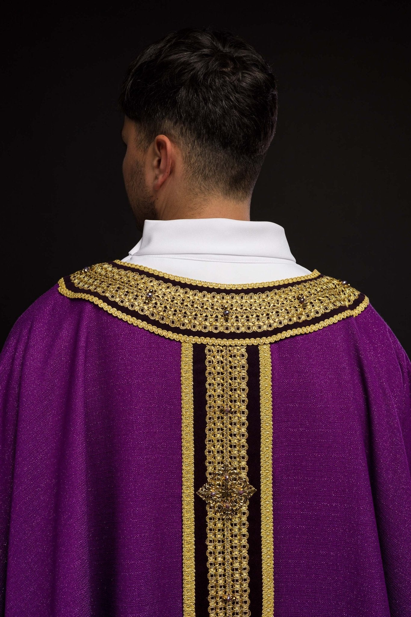 Chasuble faite à la main avec des pierres naturelles Handmade 7001 HM/7001/03/71/PA03 - CHASUBLES.FR