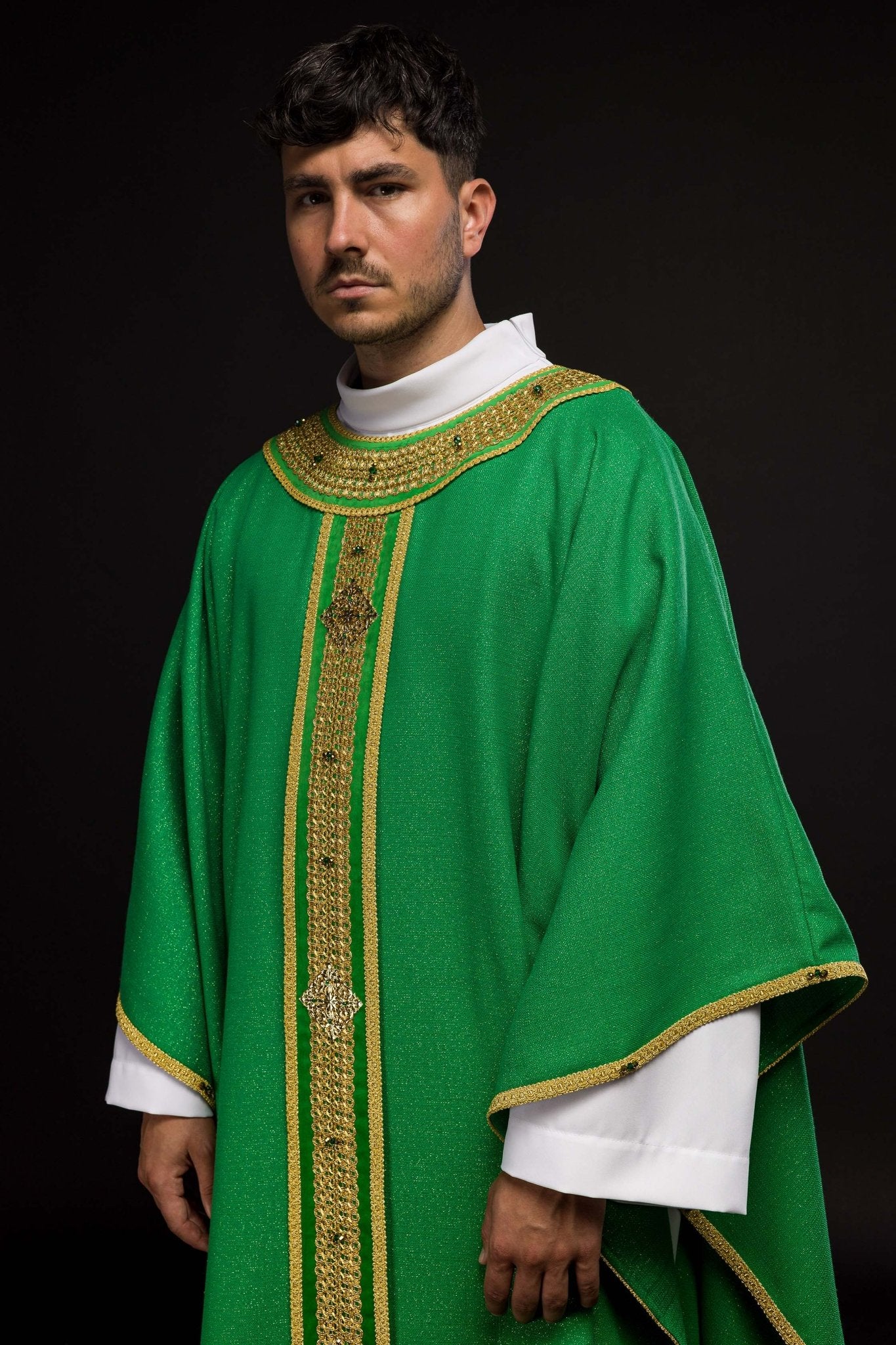 Chasuble faite à la main avec des pierres naturelles Handmade 7001 HM/7001/01/71/PA01 - CHASUBLES.FR