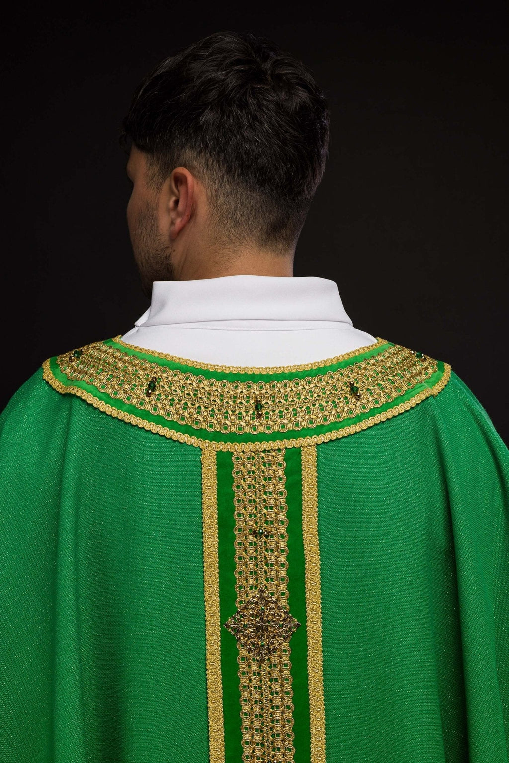 Chasuble faite à la main avec des pierres naturelles Handmade 7001 HM/7001/01/71/PA01 - CHASUBLES.FR