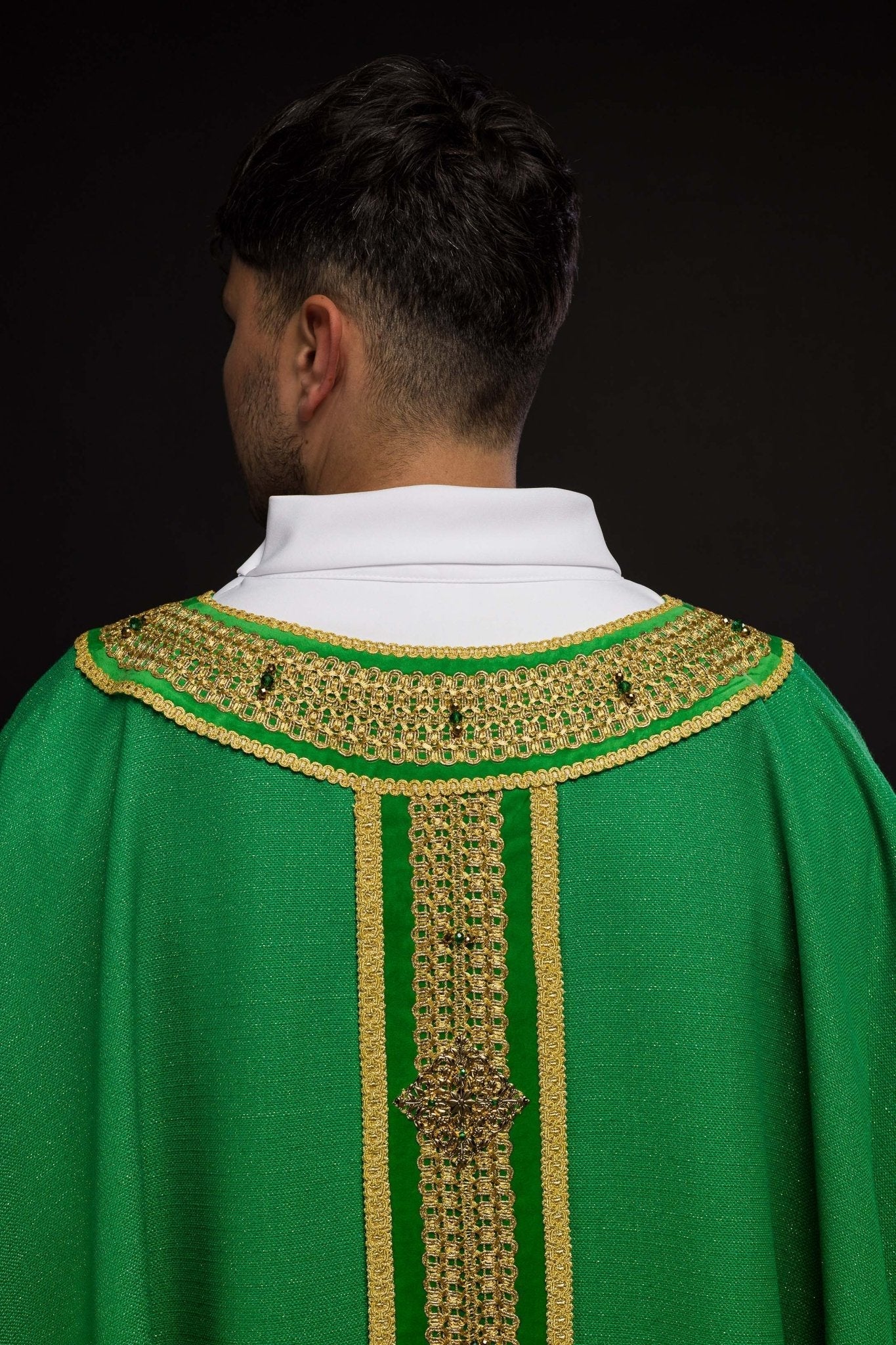 Chasuble faite à la main avec des pierres naturelles Handmade 7001 HM/7001/01/71/PA01 - CHASUBLES.FR