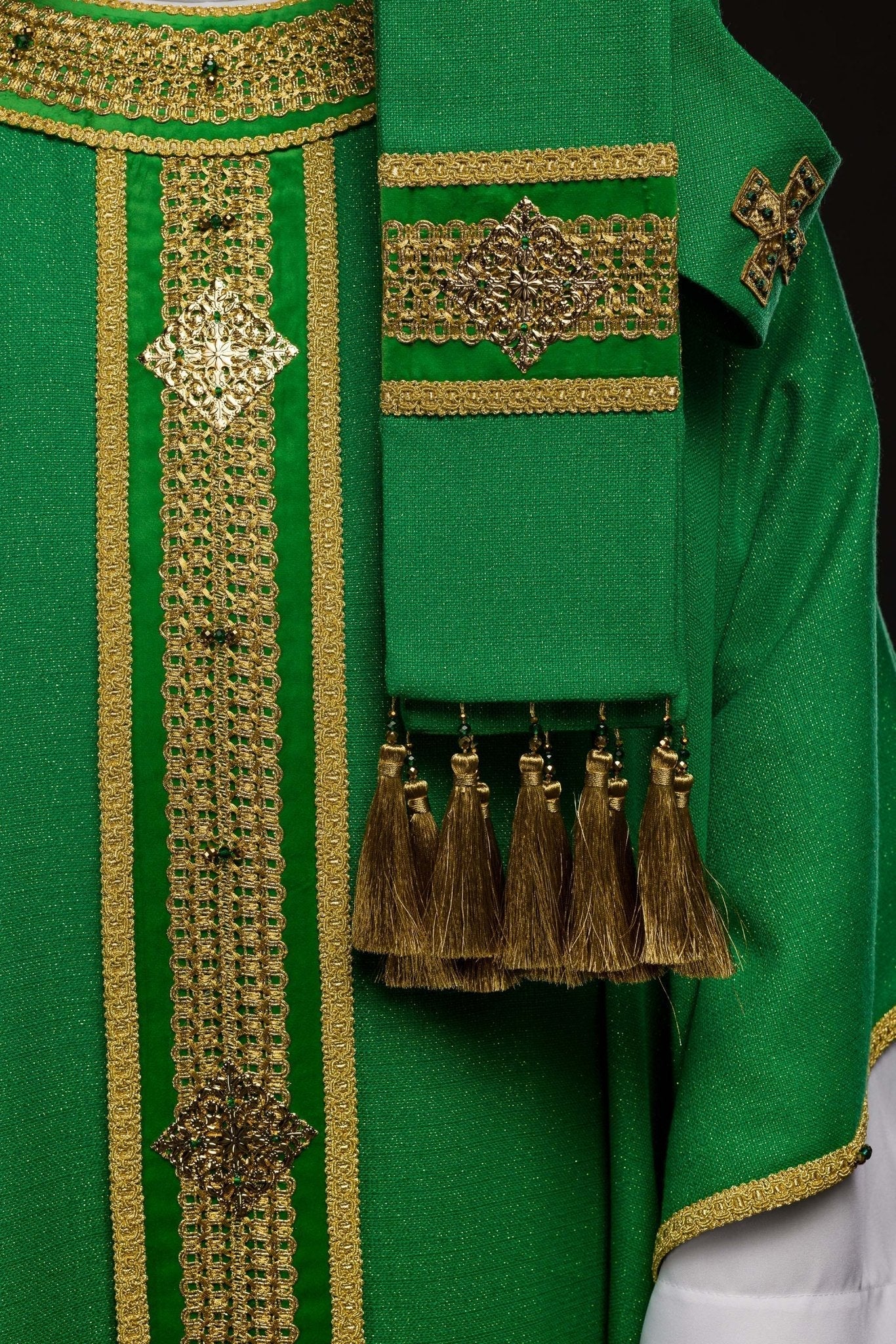 Chasuble faite à la main avec des pierres naturelles Handmade 7001 HM/7001/01/71/PA01 - CHASUBLES.FR