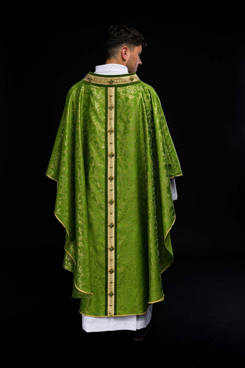 Chasuble faite à la main avec des pierres naturelles Handmade 7003 HM/7003/01/90 - CHASUBLES.FR