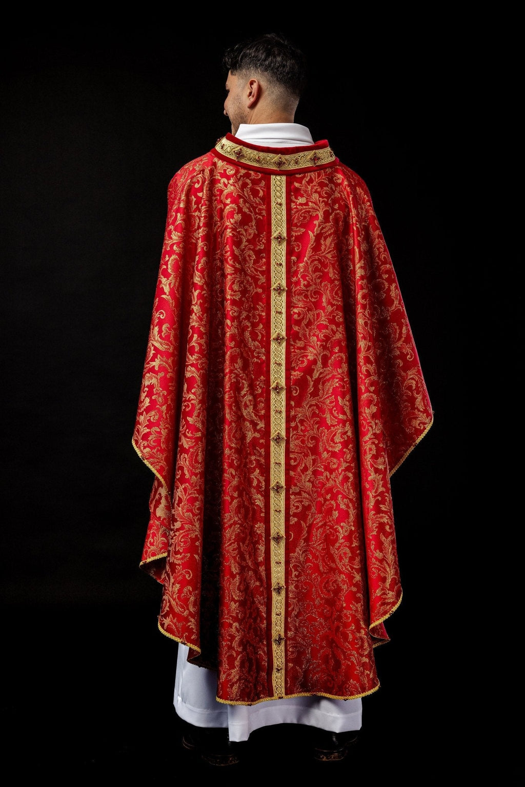 Chasuble faite à la main avec pierres naturelles Fait à la main 7003 HM/7003/02/90 - CHASUBLES.FR