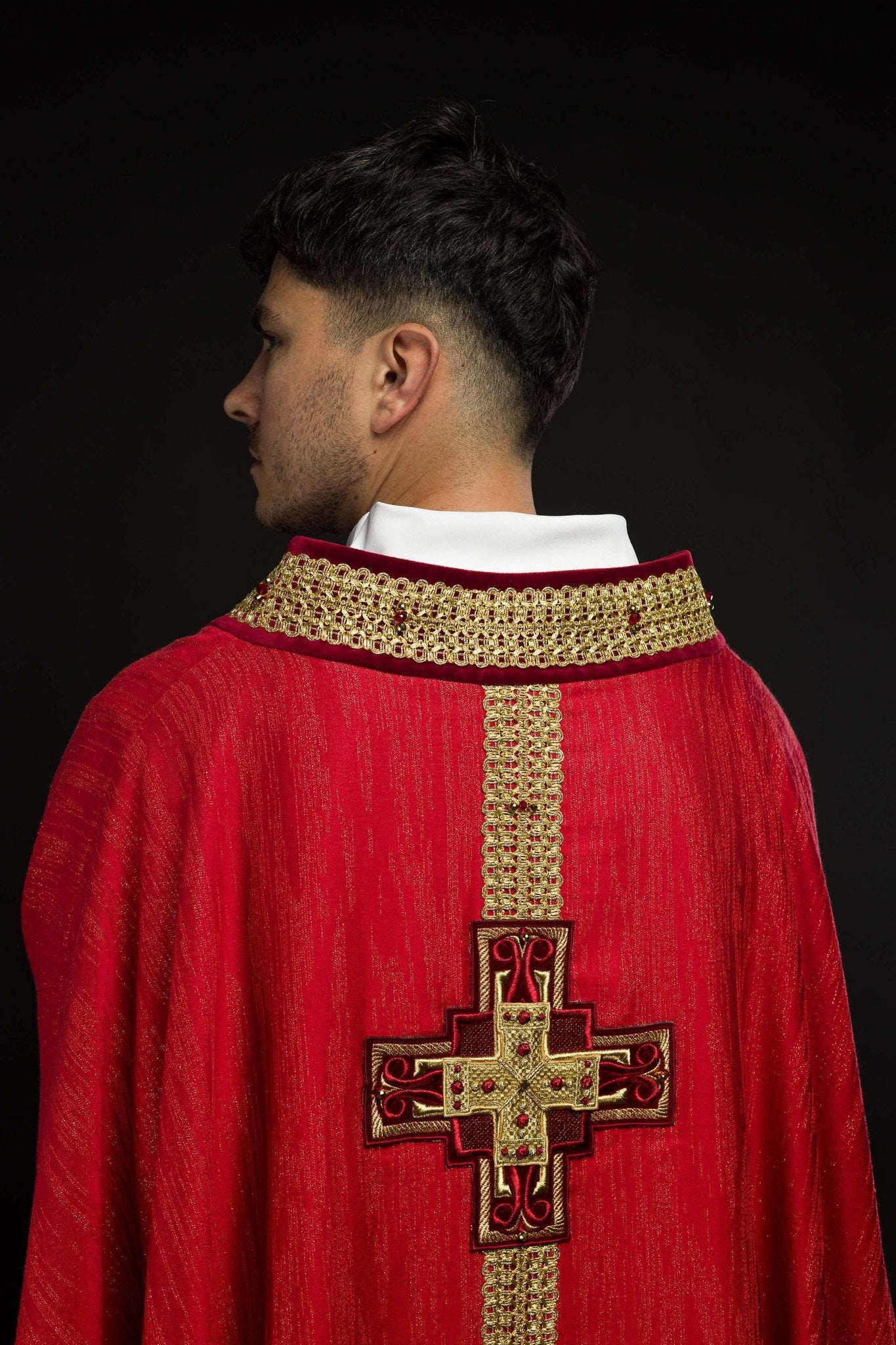 Chasuble faite à la main avec pierres naturelles Handmade 7015 Rouge HM/7015/02/99 - CHASUBLES.FR