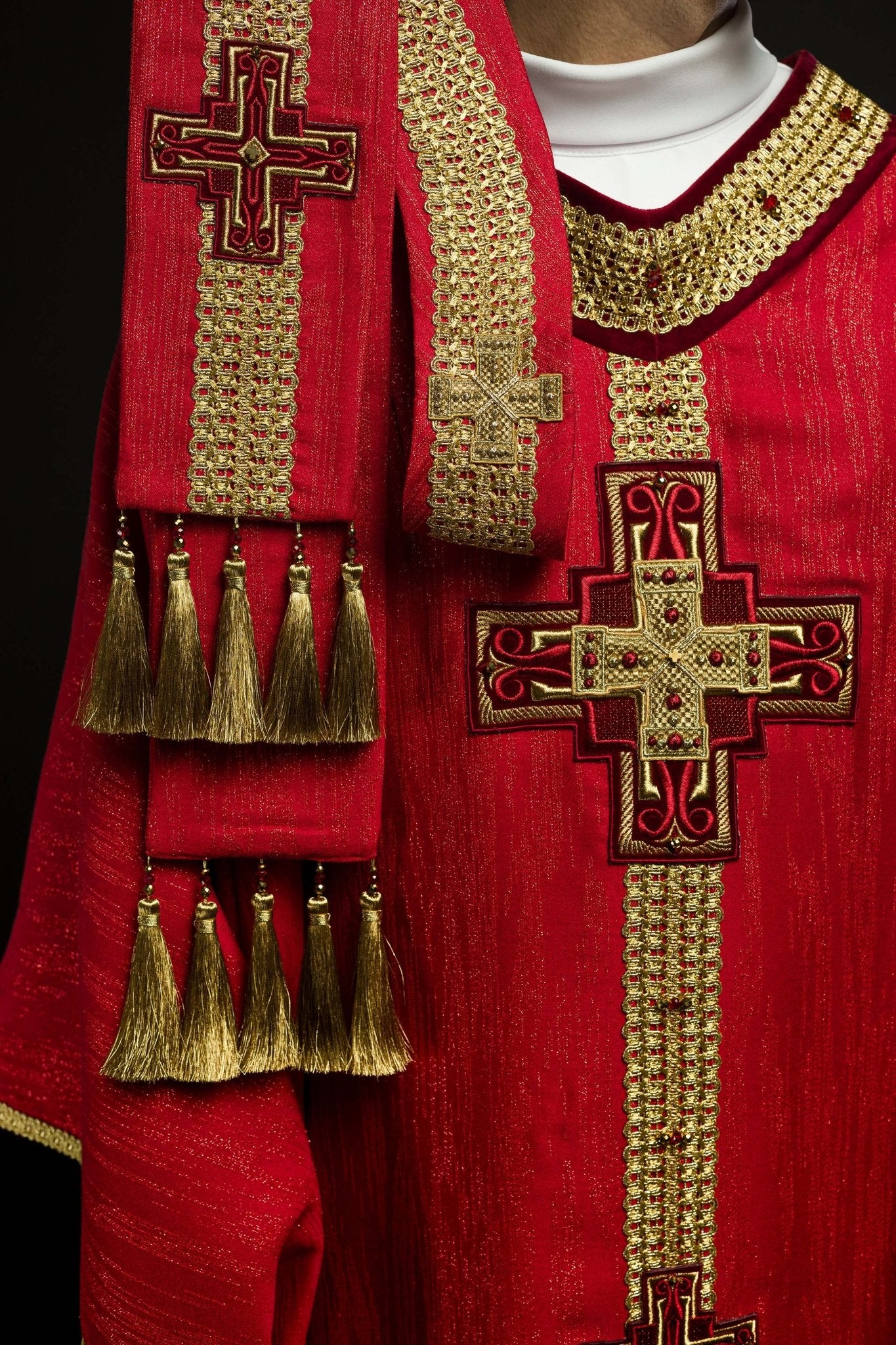 Chasuble faite à la main avec pierres naturelles Handmade 7015 Rouge HM/7015/02/99 - CHASUBLES.FR