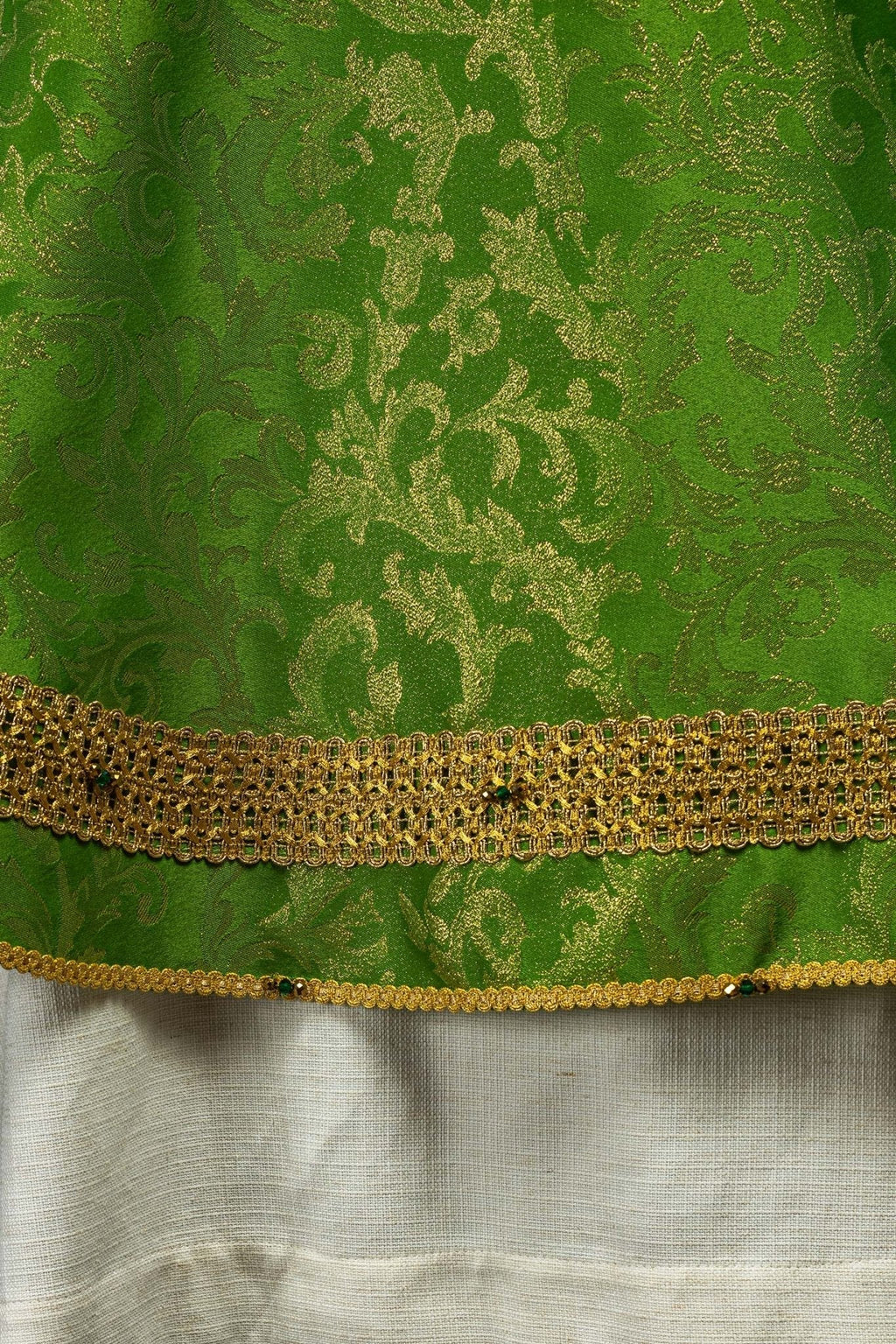 Chasuble faite main avec pierres naturelles Handmade 7010 Vert HM/7010/01/90 - CHASUBLES.FR