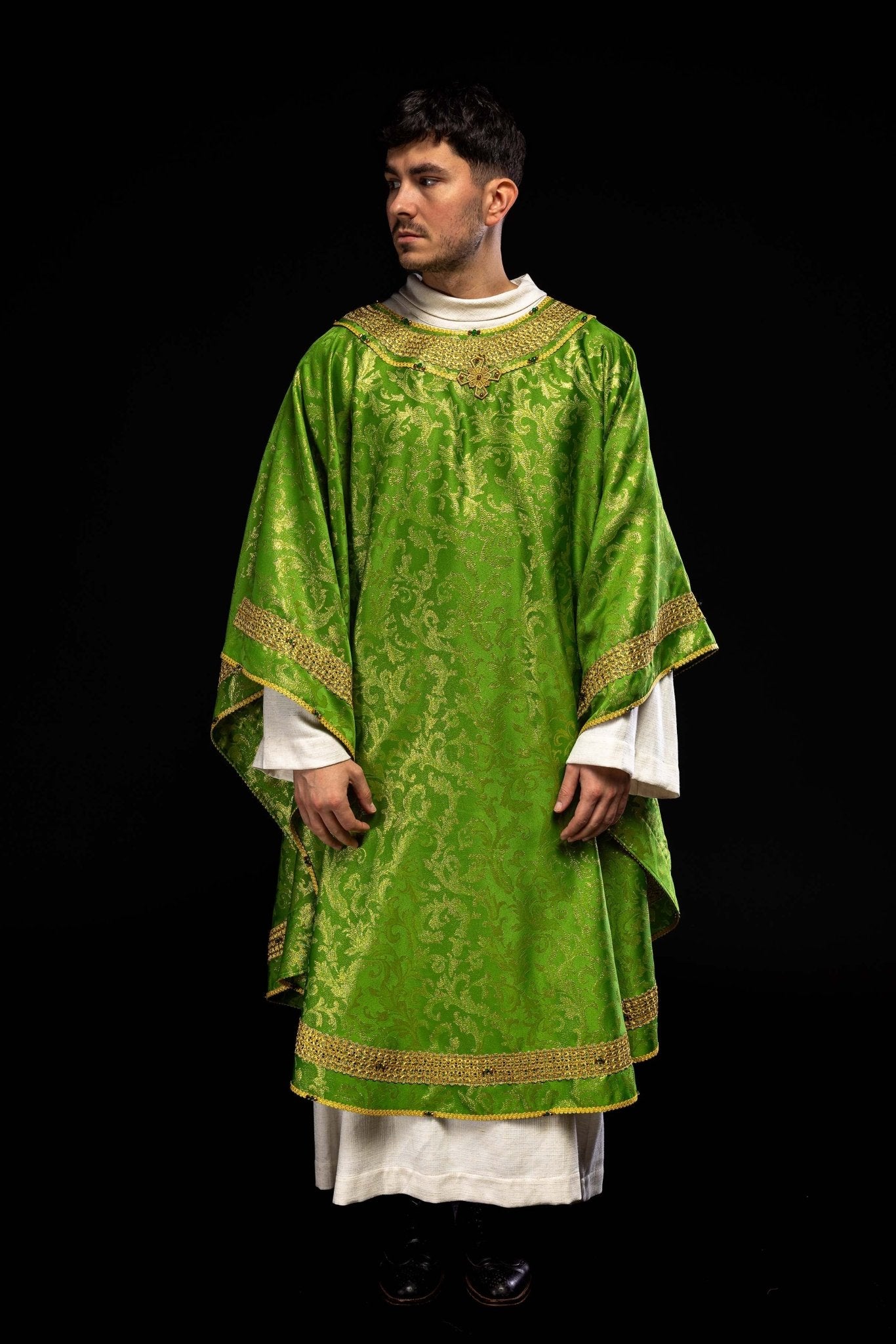 Chasuble faite main avec pierres naturelles Handmade 7010 Vert HM/7010/01/90 - CHASUBLES.FR