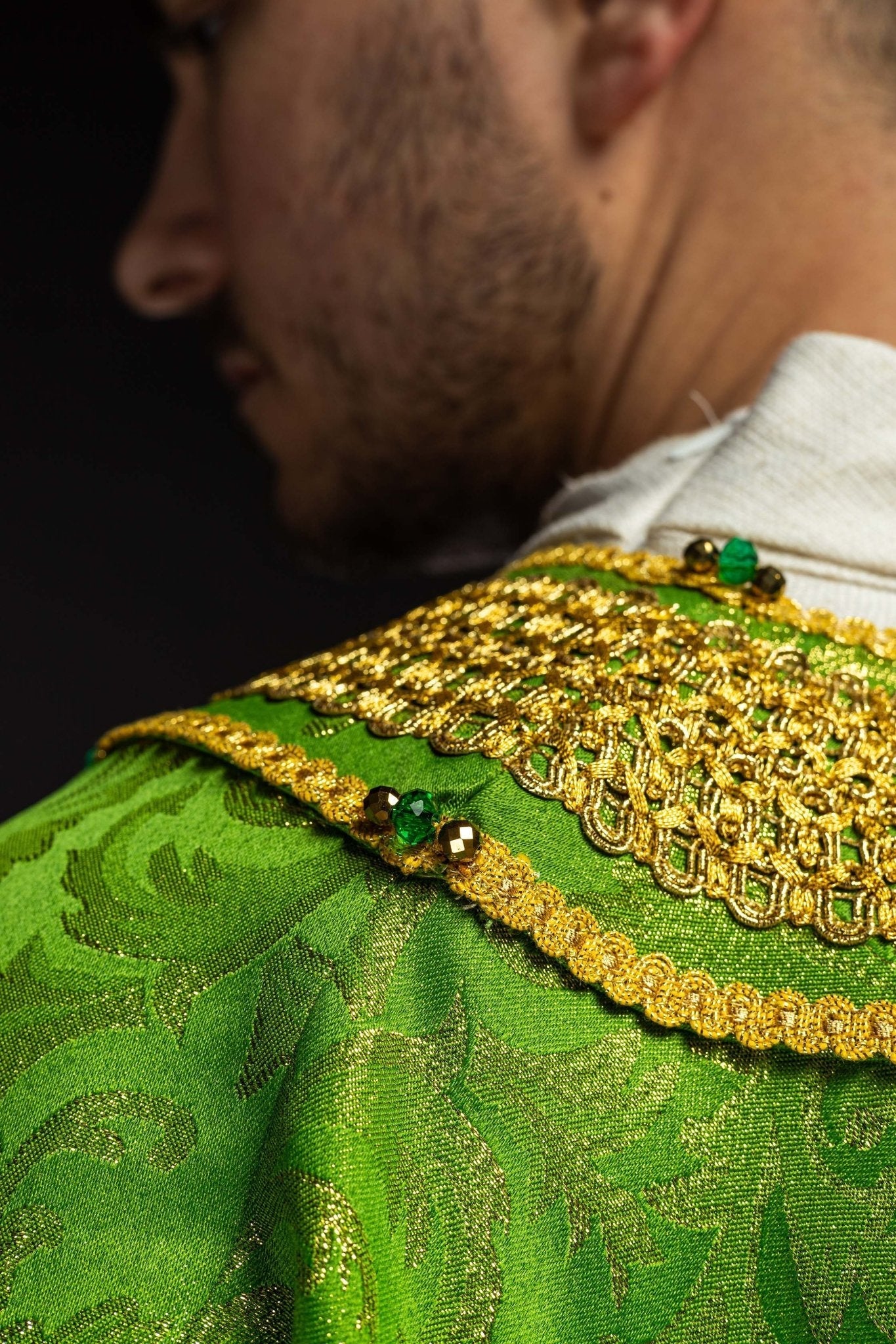 Chasuble faite main avec pierres naturelles Handmade 7010 Vert HM/7010/01/90 - CHASUBLES.FR