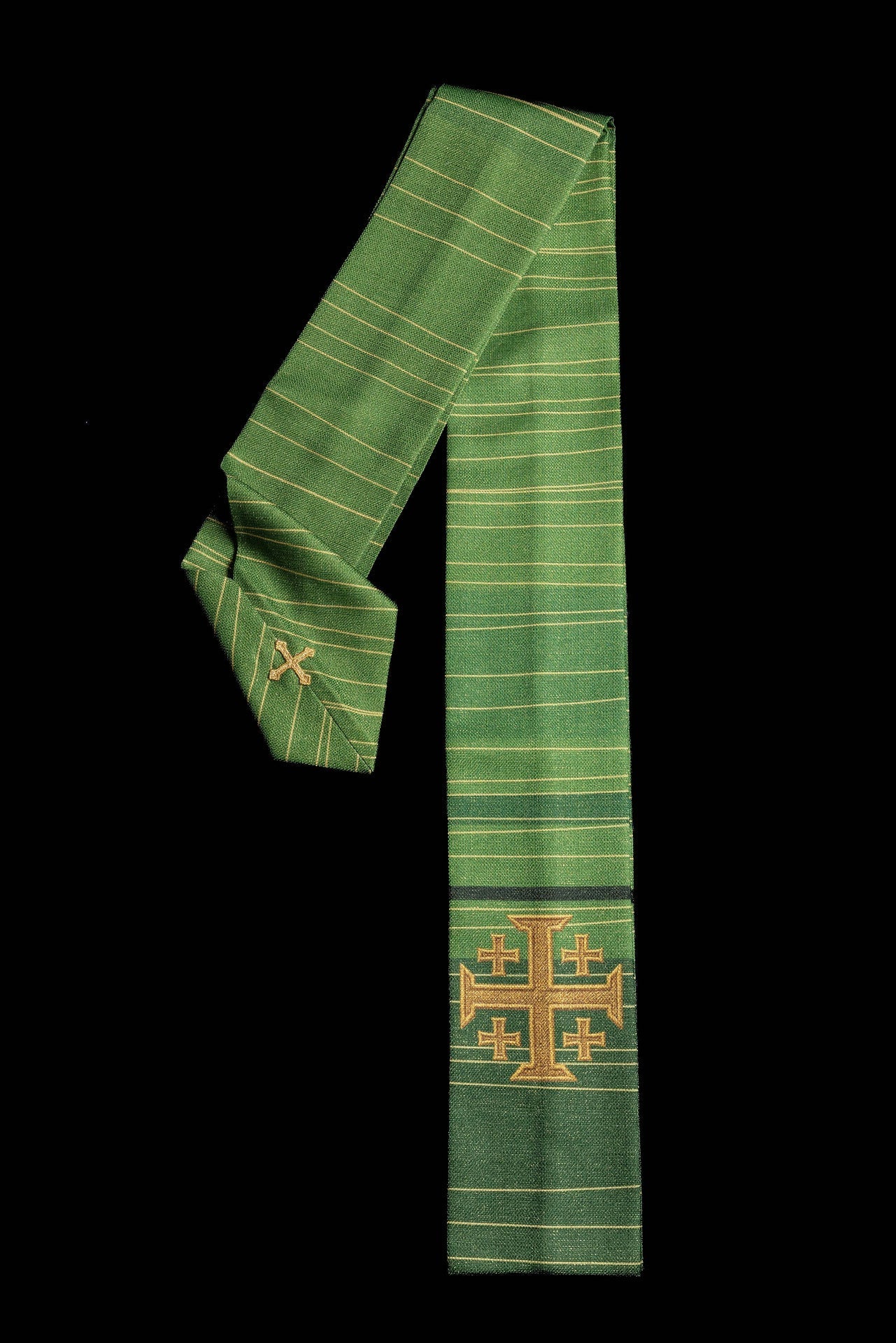Chasuble imprimée avec Croix de Jérusalem verte KOD/7001/01/40 - CHASUBLES.FR