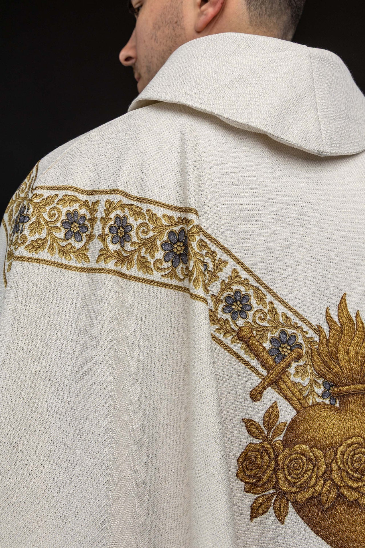 Chasuble imprimée avec l’image de Notre - Dame de Fatima KOD/7011/05/40 - CHASUBLES.FR