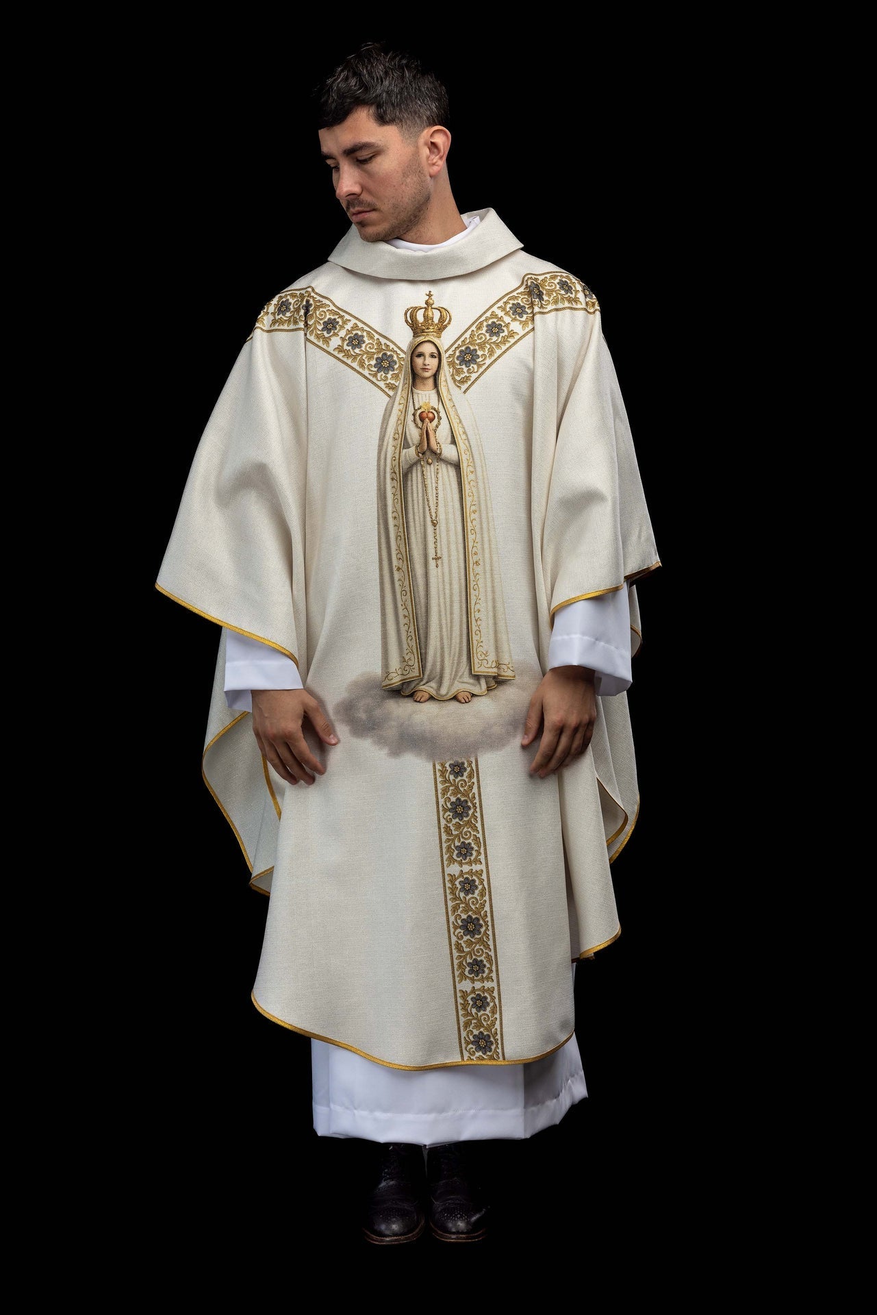 Chasuble imprimée avec l’image de Notre - Dame de Fatima KOD/7011/05/40 - CHASUBLES.FR
