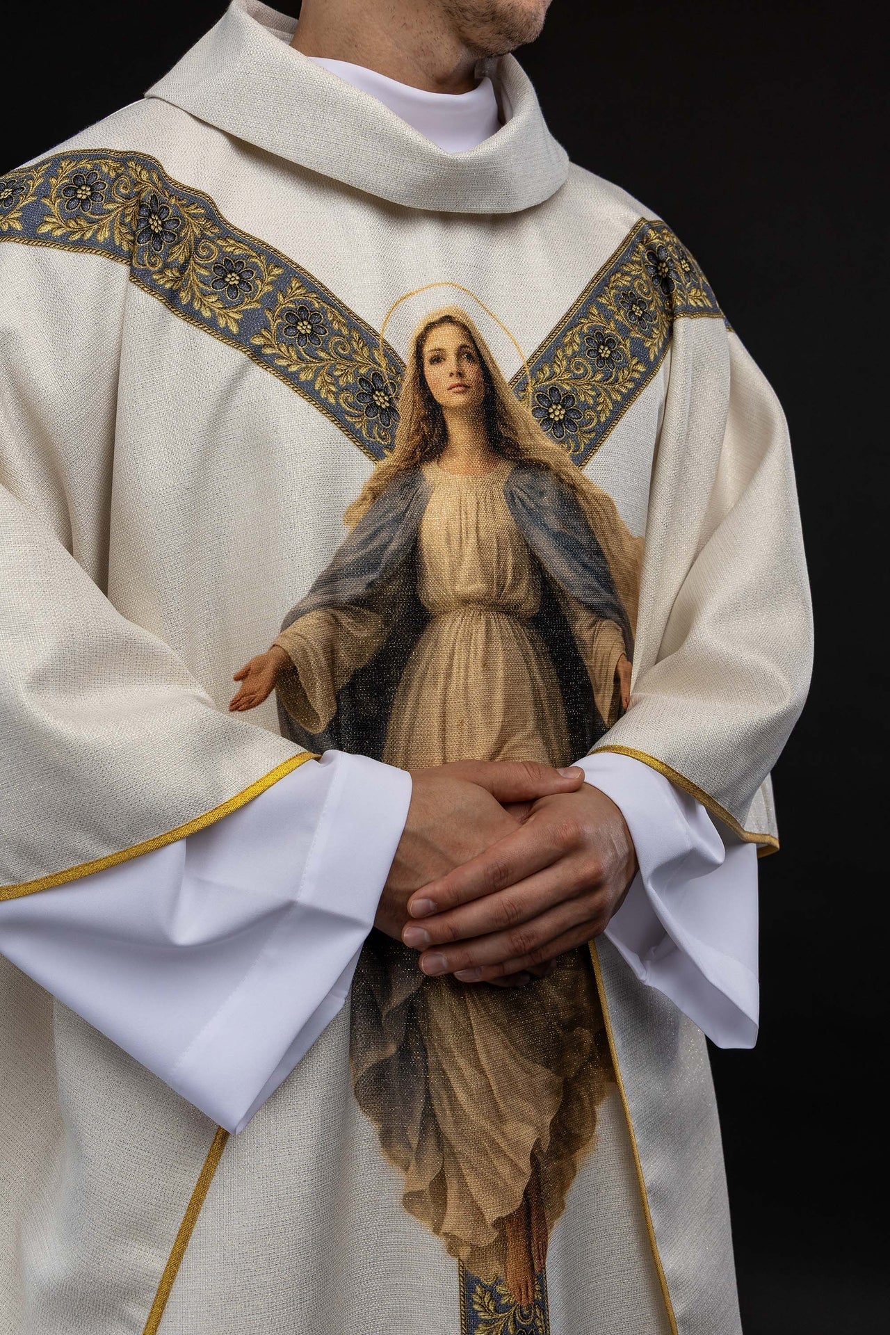 Chasuble imprimée avec l’image de Notre - Dame de l’Assomption KOD/7008/05/40 - CHASUBLES.FR