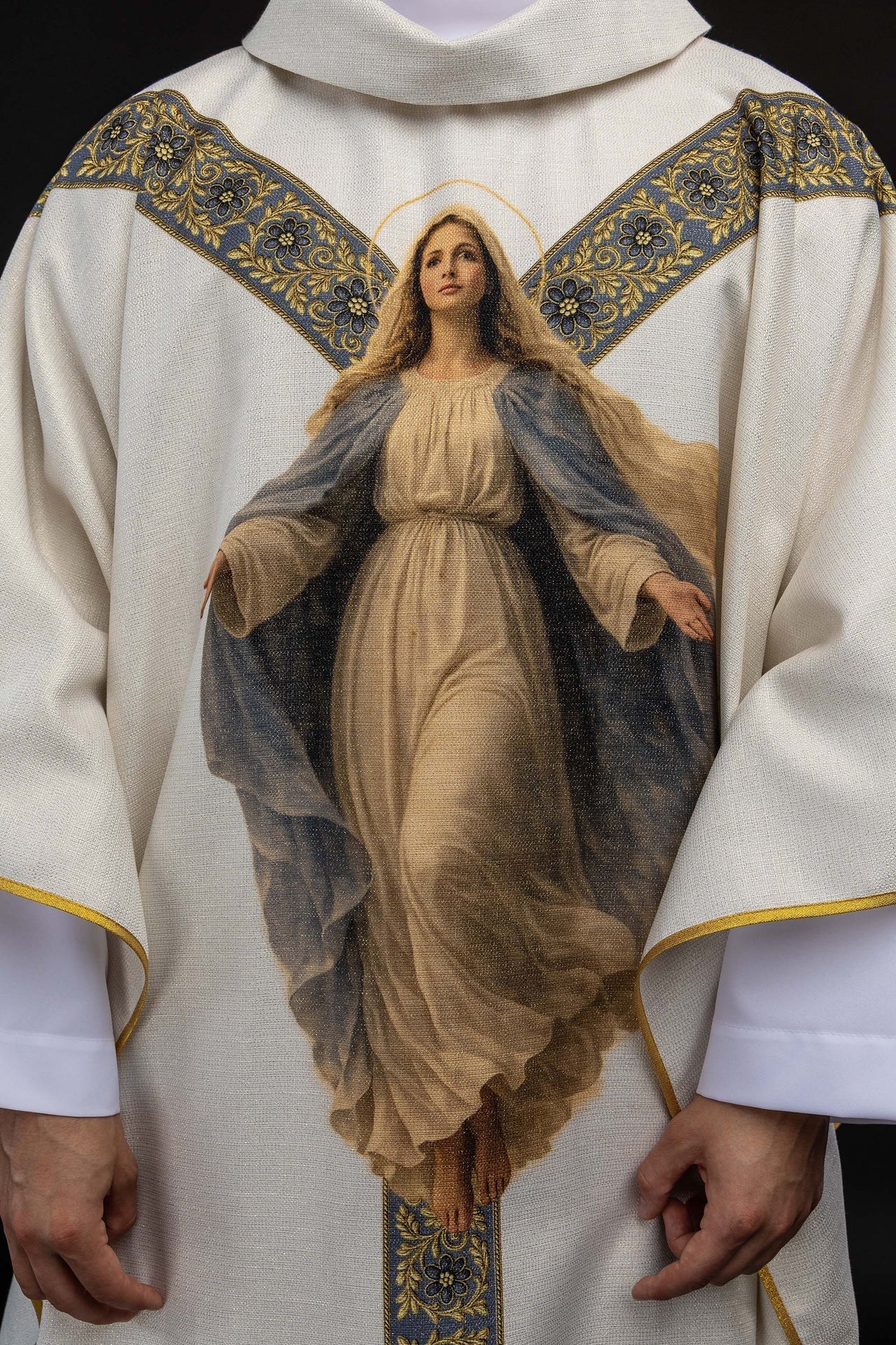 Chasuble imprimée avec l’image de Notre - Dame de l’Assomption KOD/7008/05/40 - CHASUBLES.FR