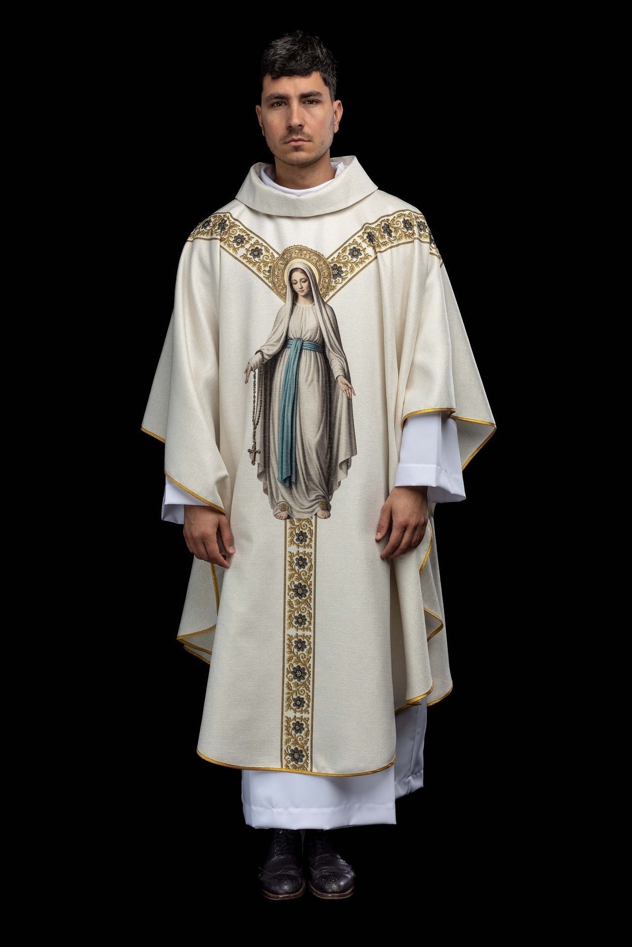 Chasuble imprimée avec l’image de Notre - Dame de Lourdes KOD/7003/05/40 - CHASUBLES.FR