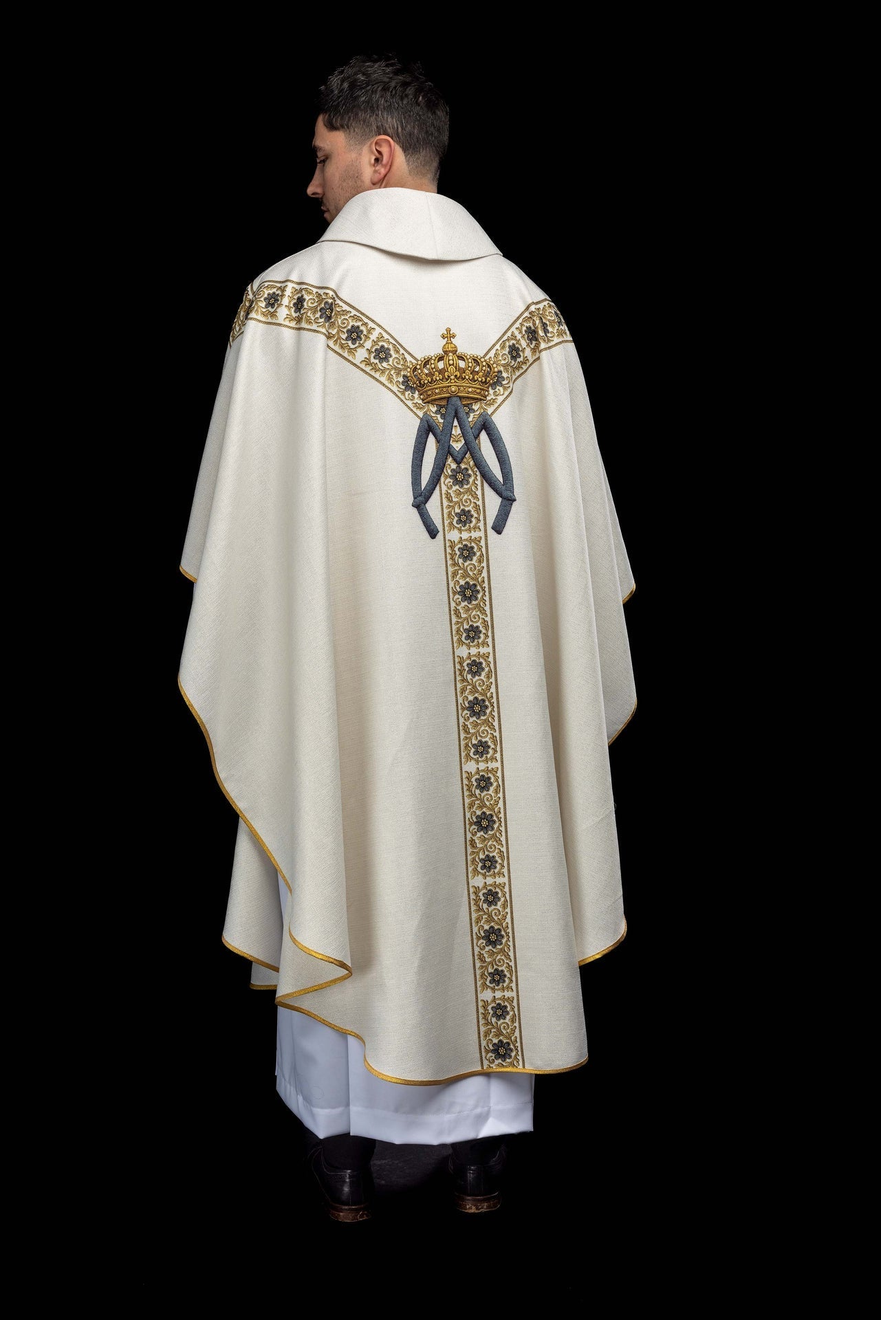 Chasuble imprimée avec l’image de Notre - Dame du Mont Carmel KOD/7004/05/40 - CHASUBLES.FR