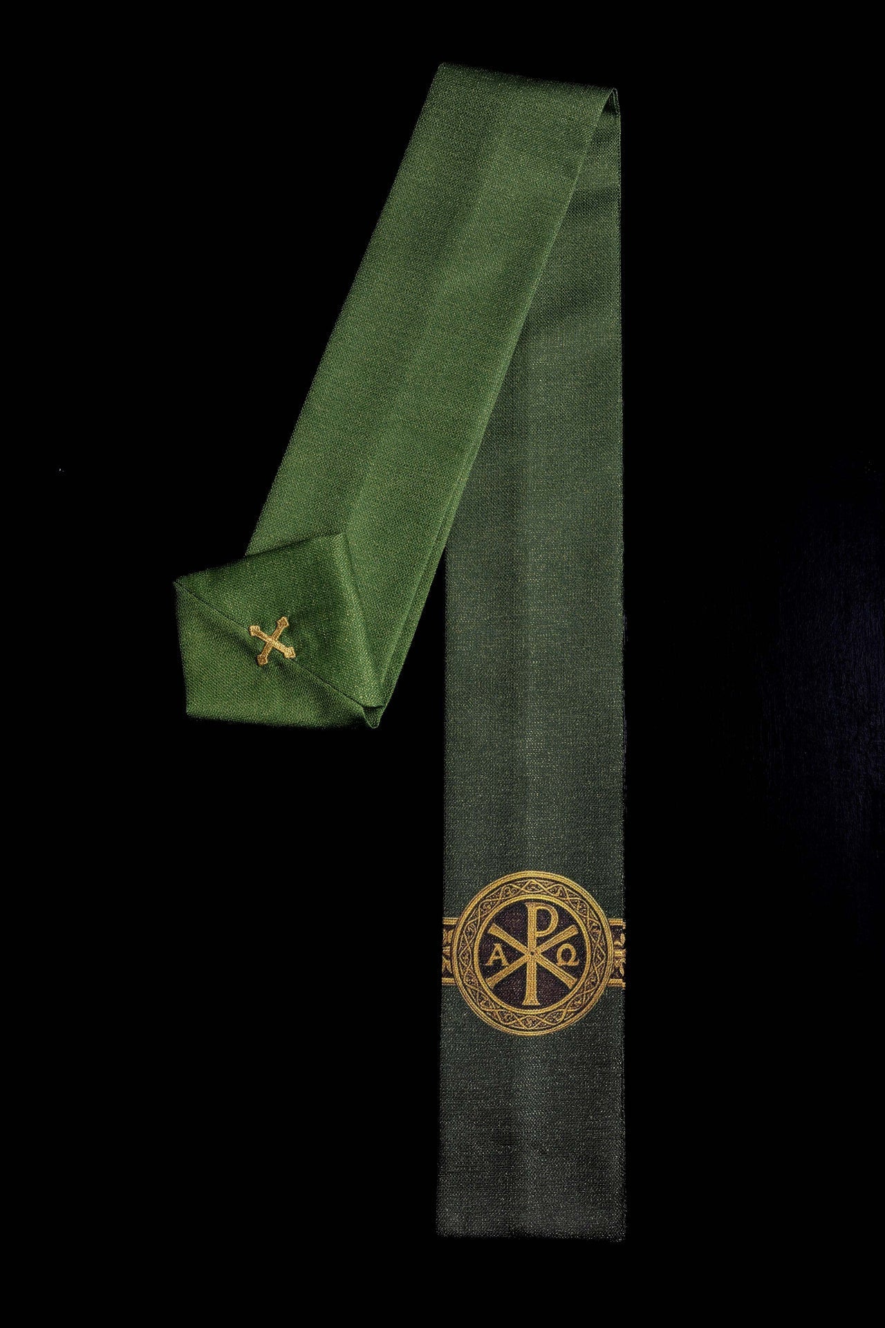 Chasuble imprimée Pax verte avec riche ornementation dorée KOD/7009/01/40 - CHASUBLES.FR