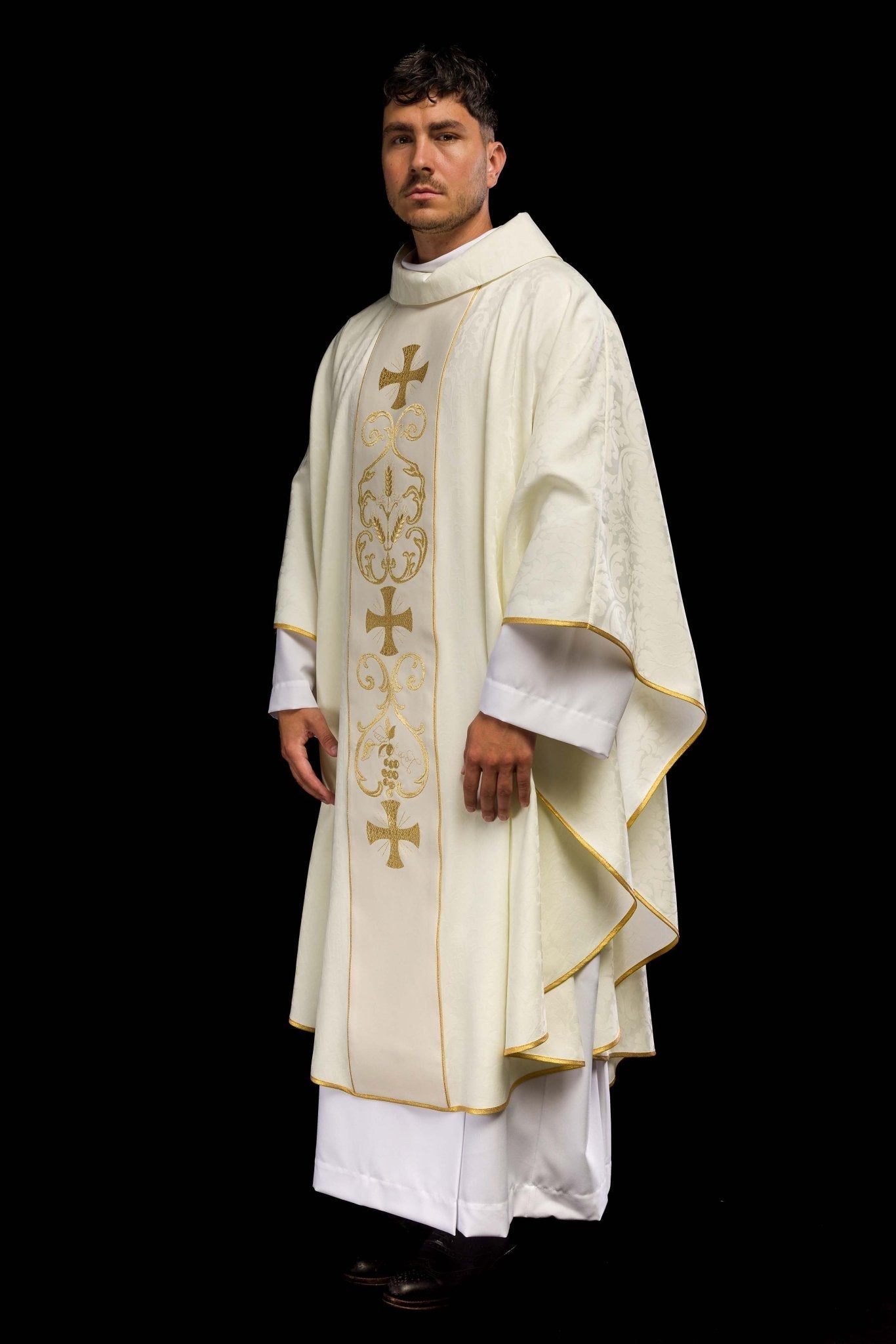Chasuble liturgique avec ceinture décorée KOR/148/05/81 - CHASUBLES.FR