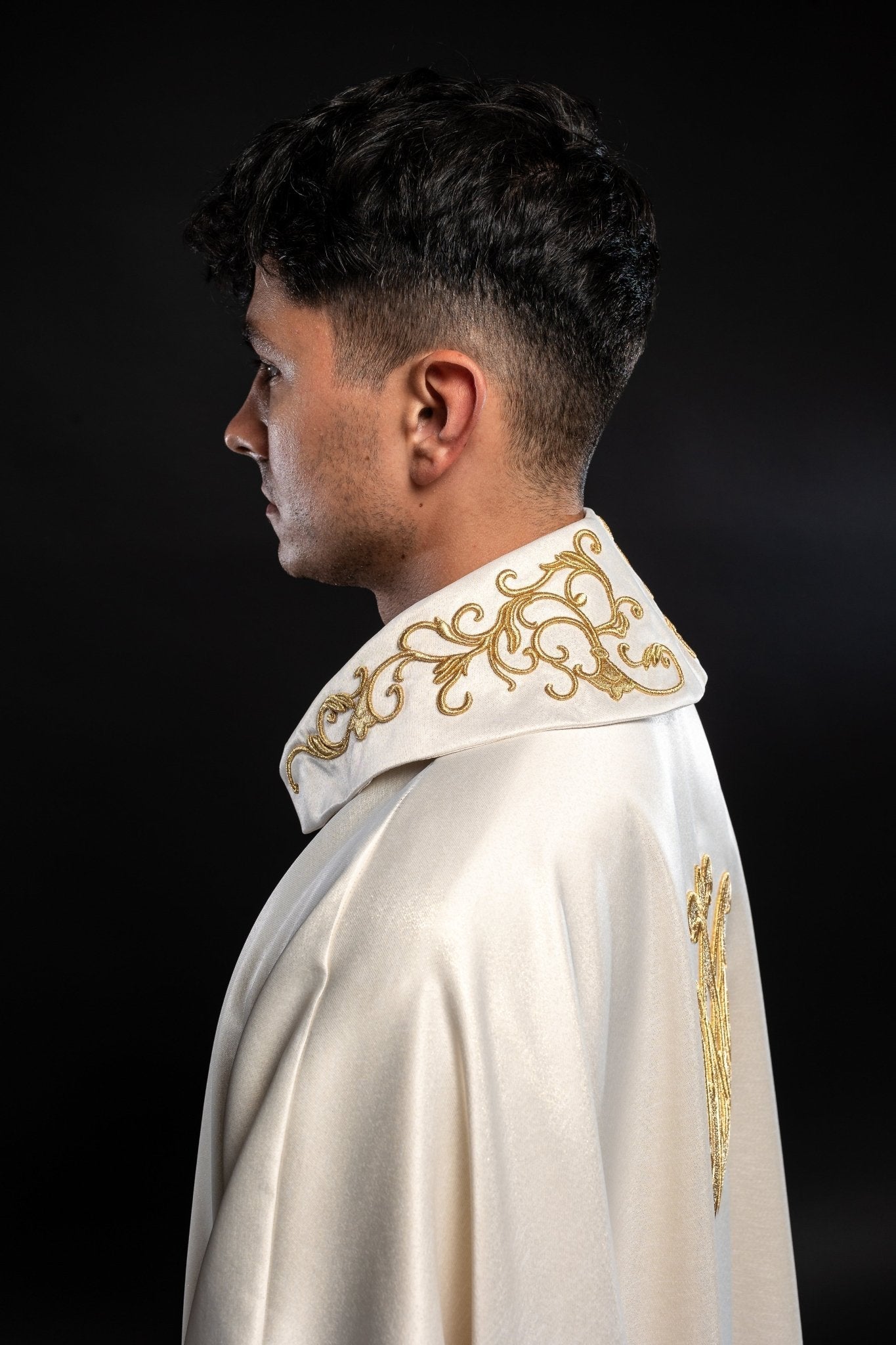 Chasuble liturgique avec l'image de la Vierge des câlins S - 7055 - 05 - 54 - CHASUBLES.FR
