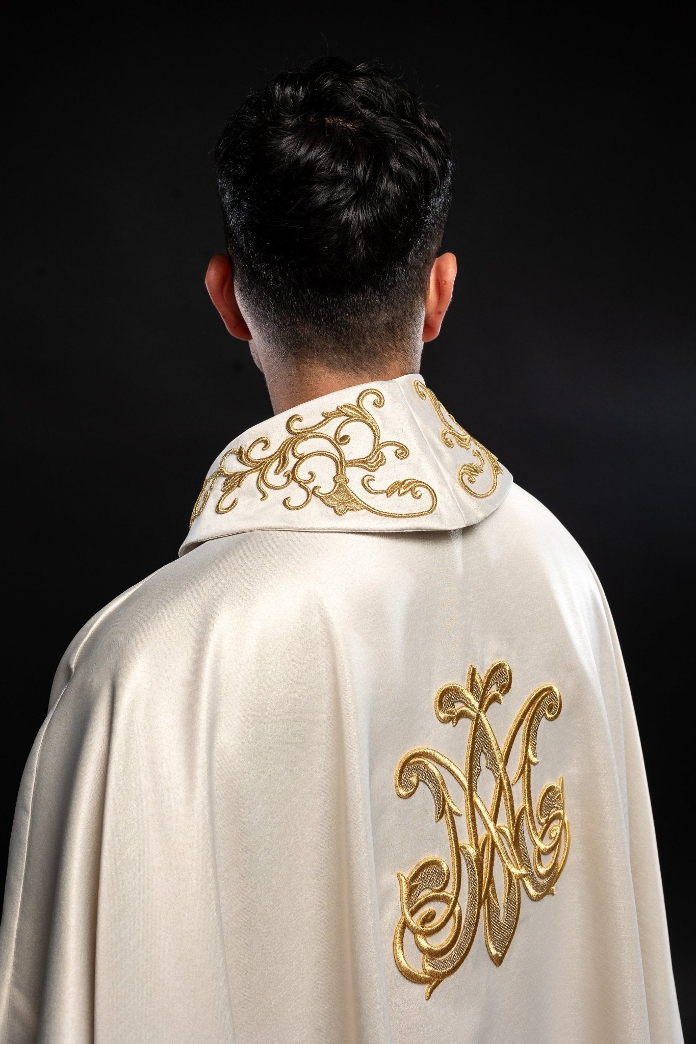 Chasuble liturgique avec l'image de la Vierge des câlins S - 7055 - 05 - 54 - CHASUBLES.FR