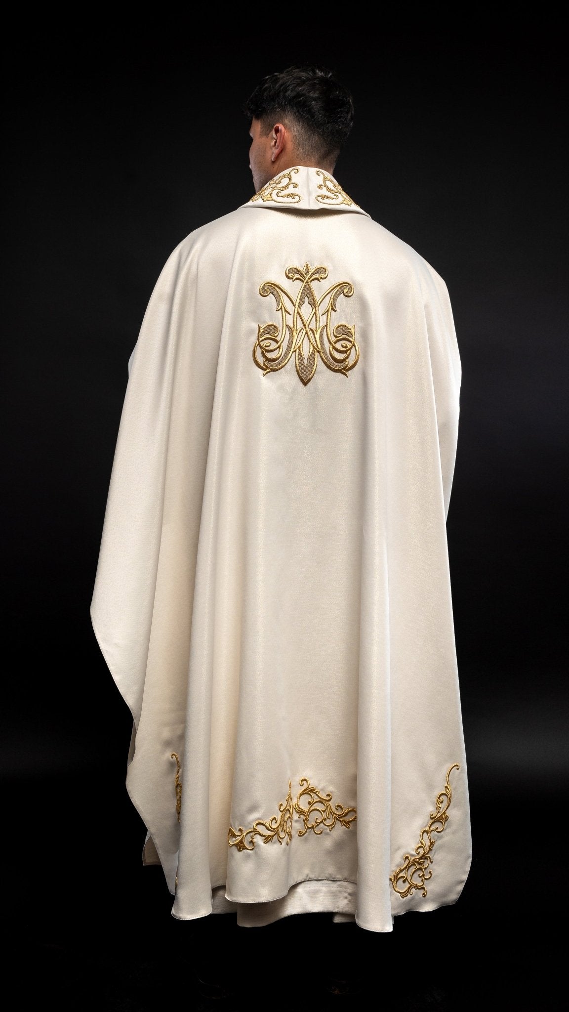 Chasuble liturgique avec l'image de la Vierge des câlins S - 7055 - 05 - 54 - CHASUBLES.FR