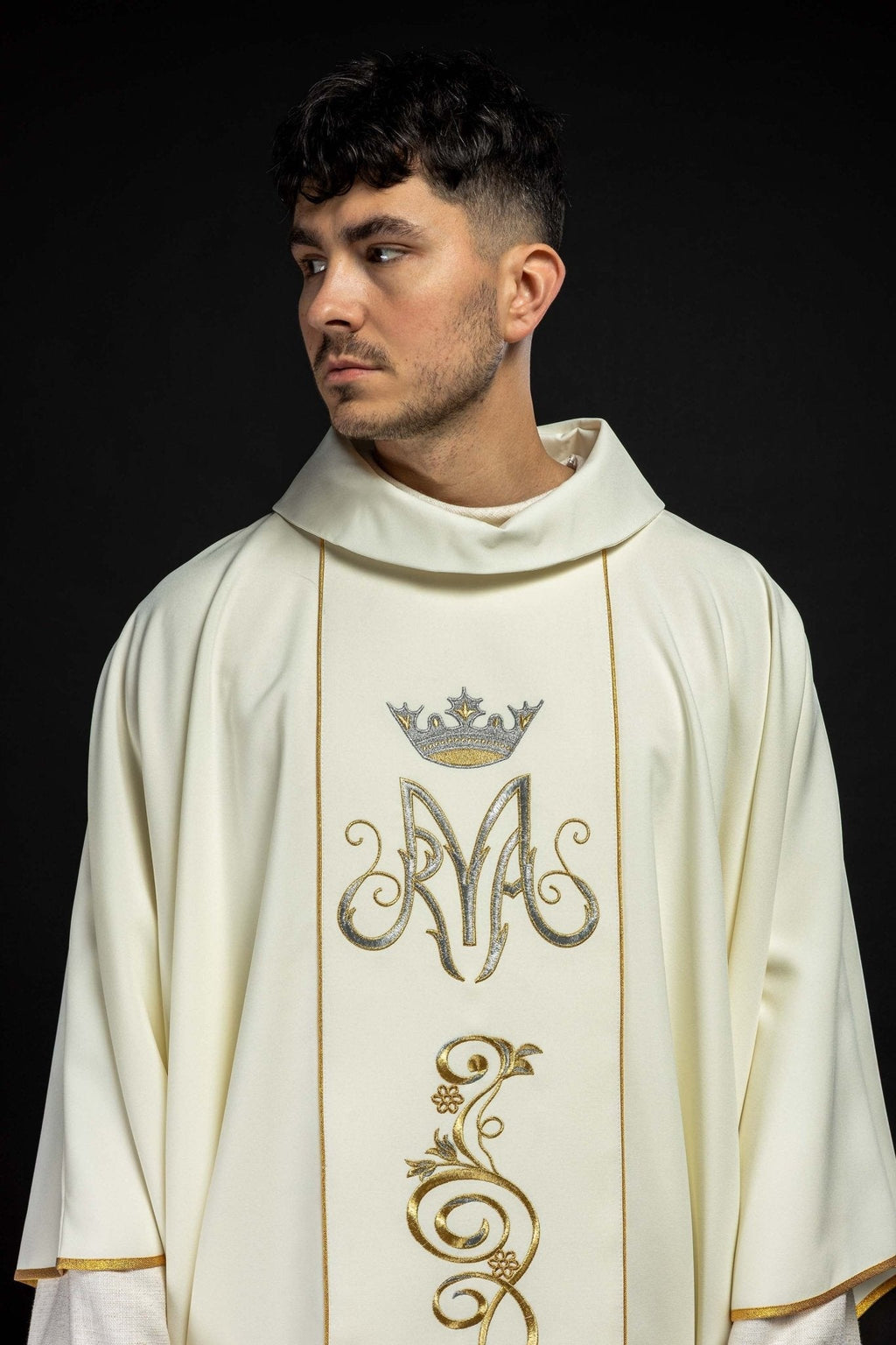 Chasuble liturgique mariale avec ceinture brodée écrue KOR/072/05/01 ECRU - CHASUBLES.FR