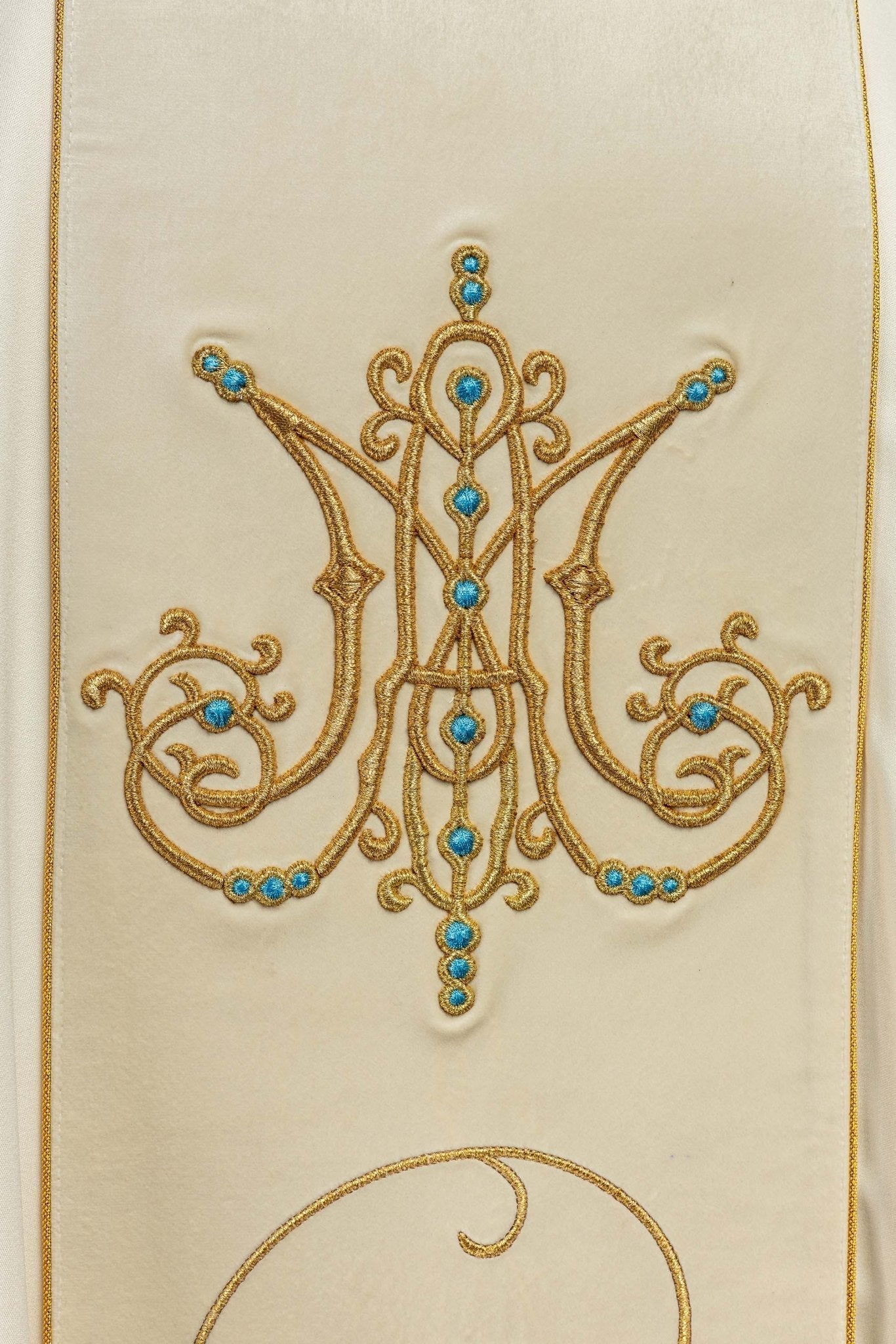 Chasuble liturgique mariale avec ceinture en velours écru KOR/372/05/53/PA ECRU - CHASUBLES.FR