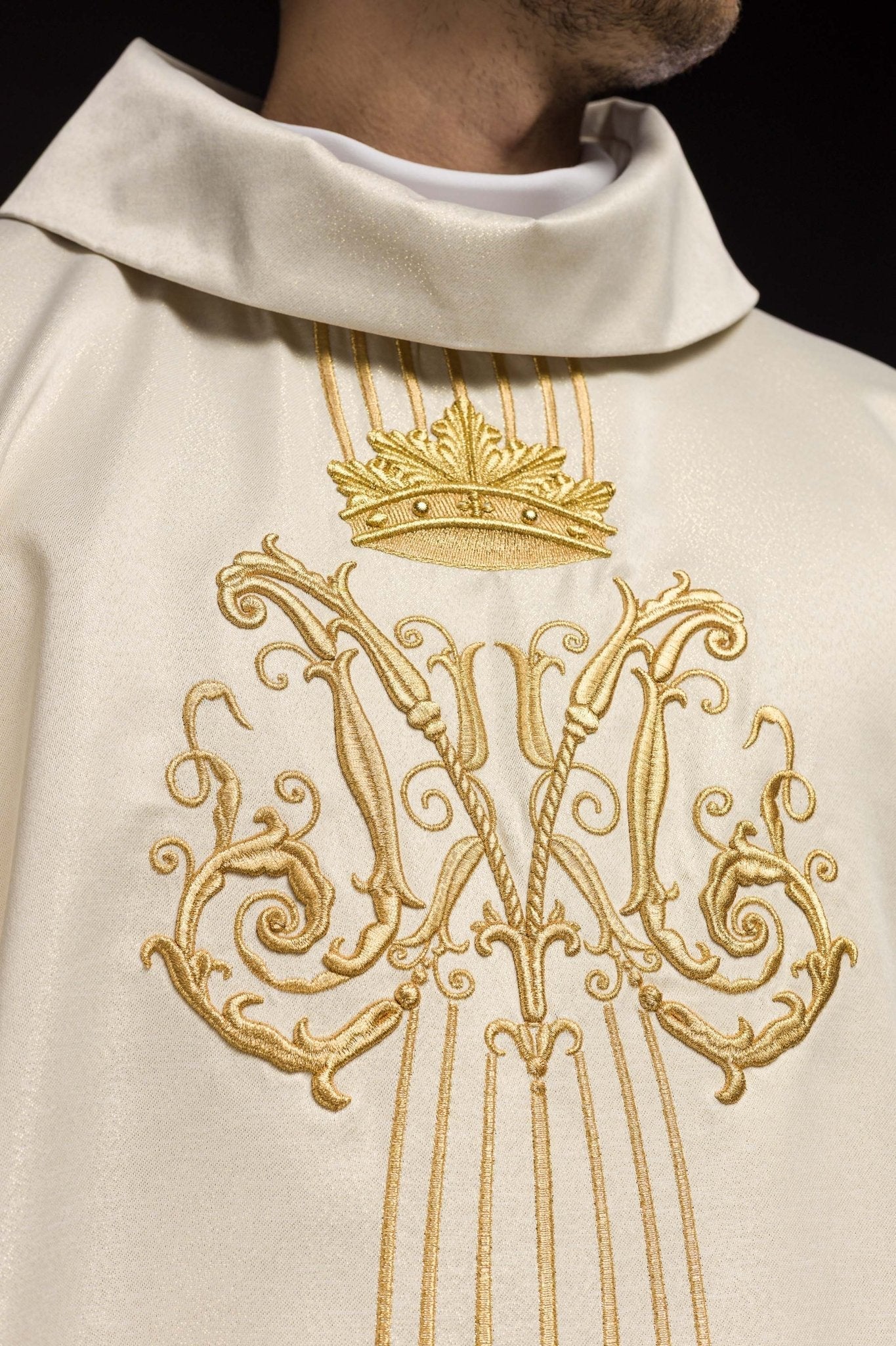 Chasuble liturgique mariale brillante de pierres LE/7025 ECRU LE/7025/05 - CHASUBLES.FR