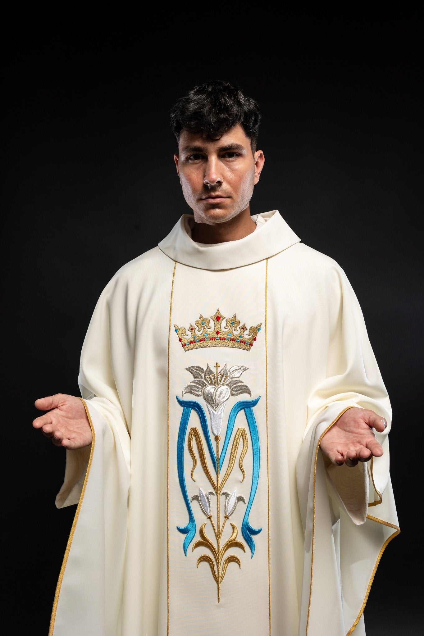 Chasuble liturgique mariale brodée d'une couronne écrue KOR/058/05/01 ECRU - CHASUBLES.FR