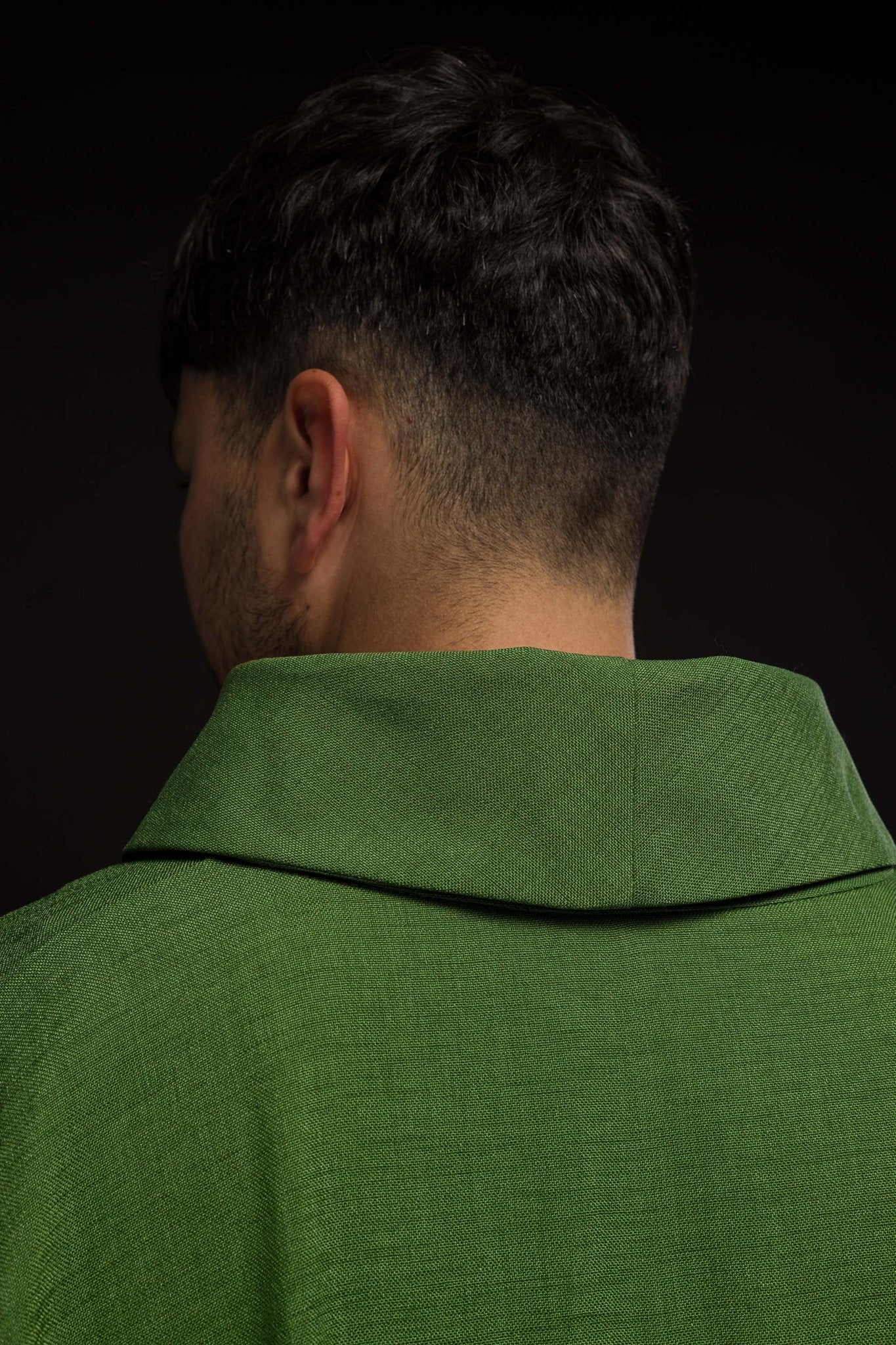 Chasuble vert avec une broderie de Croix HA7035 - 01 ZIELONY - CHASUBLES.FR
