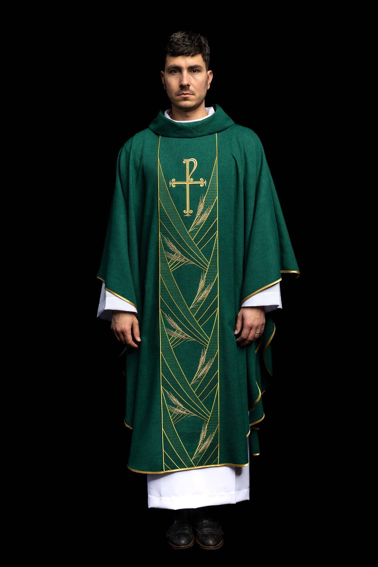 Chasuble verte avec bande brodée Pax LE/7050/01 - CHASUBLES.FR