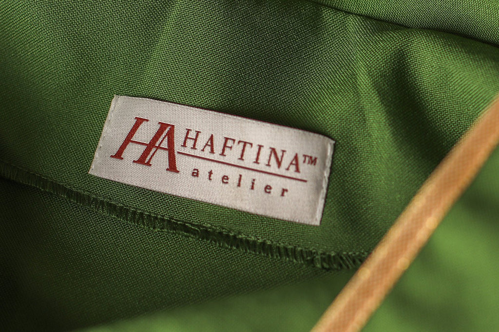 Chasuble verte avec broderie Alpha Omega KOR/013/01/12 ZIELONY - CHASUBLES.FR