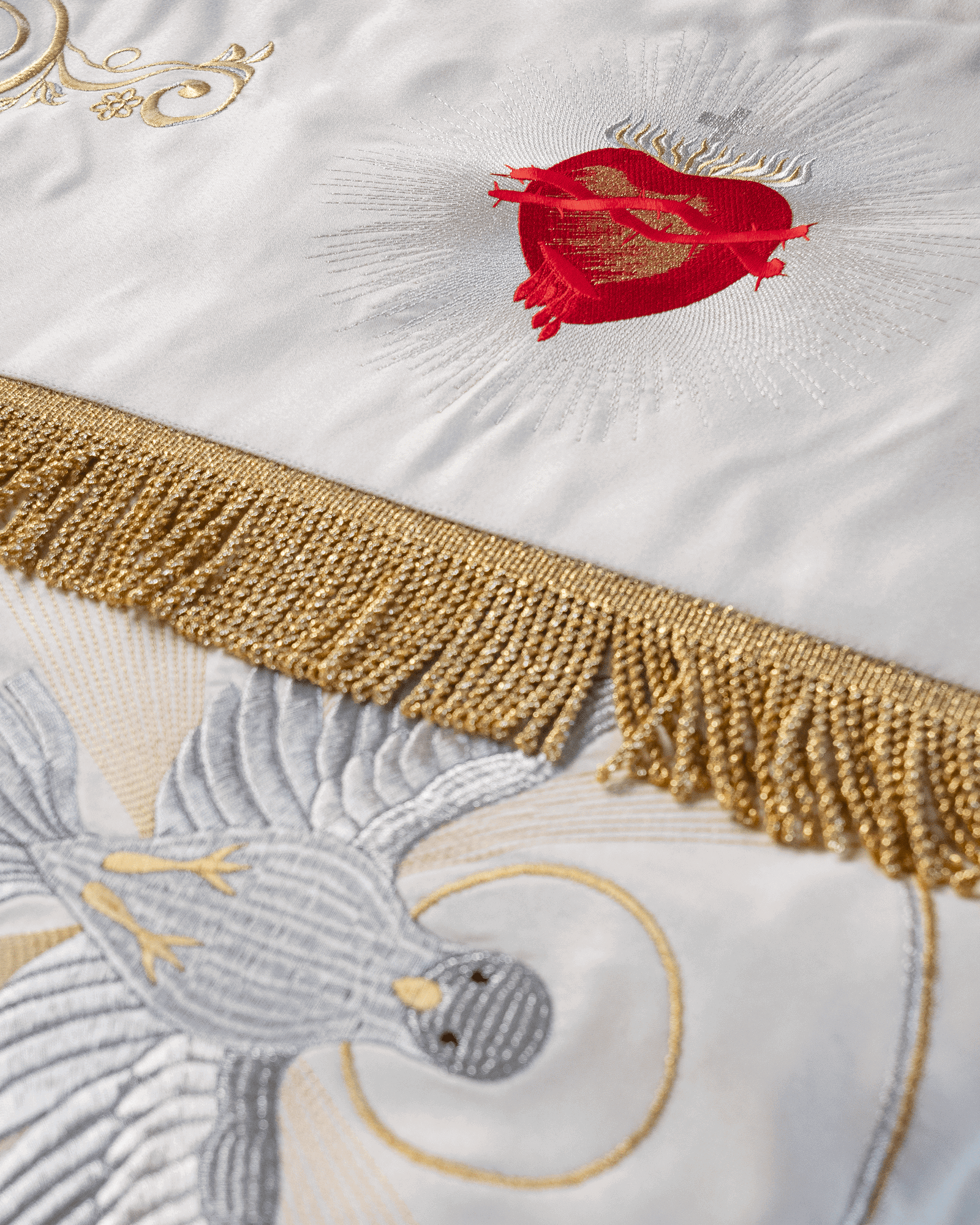 Dais de procession avec broderie simple KBA/009 140*160 - CHASUBLES.FR