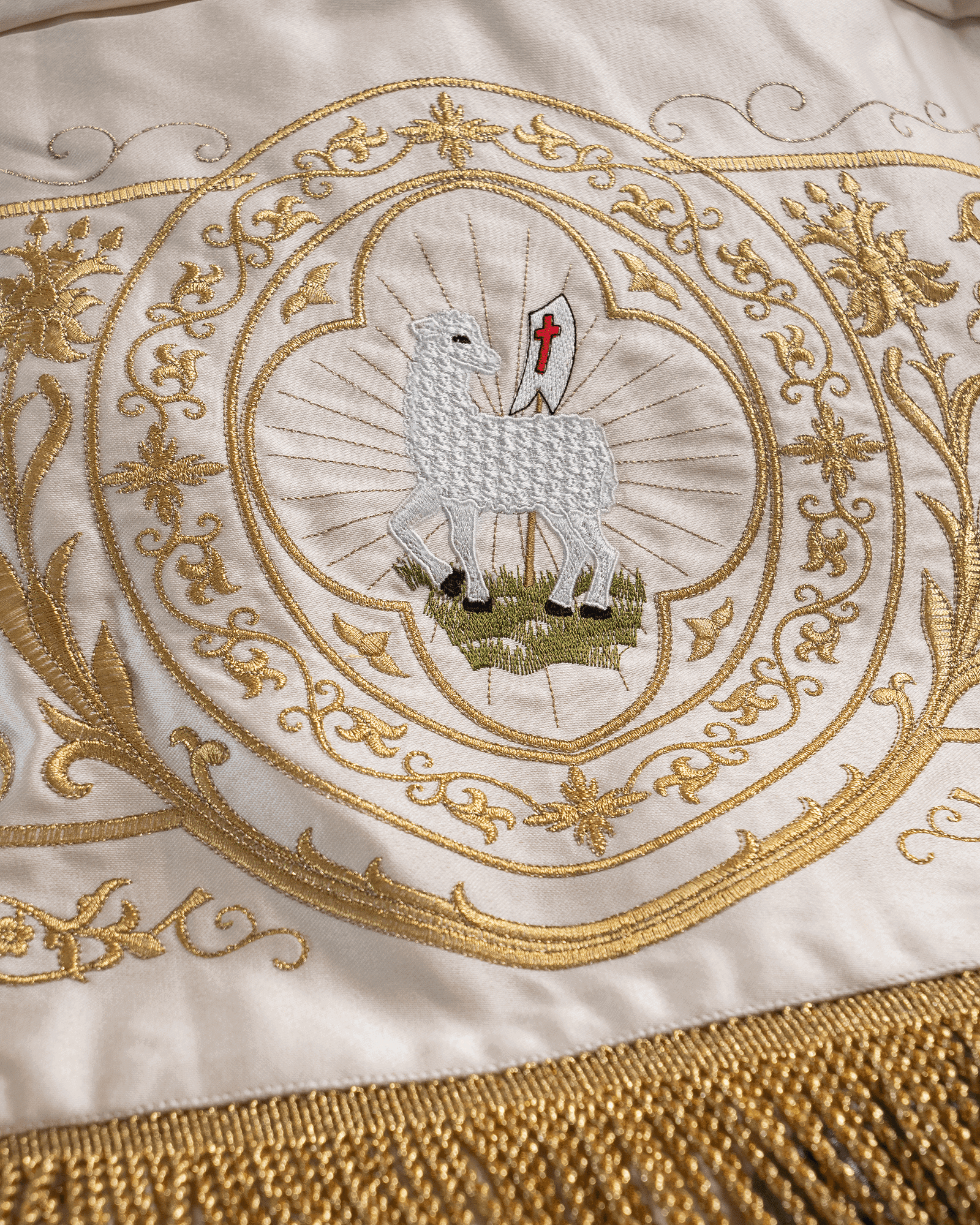 Dais de procession avec motif d'anges KBA/003 130*160 - CHASUBLES.FR