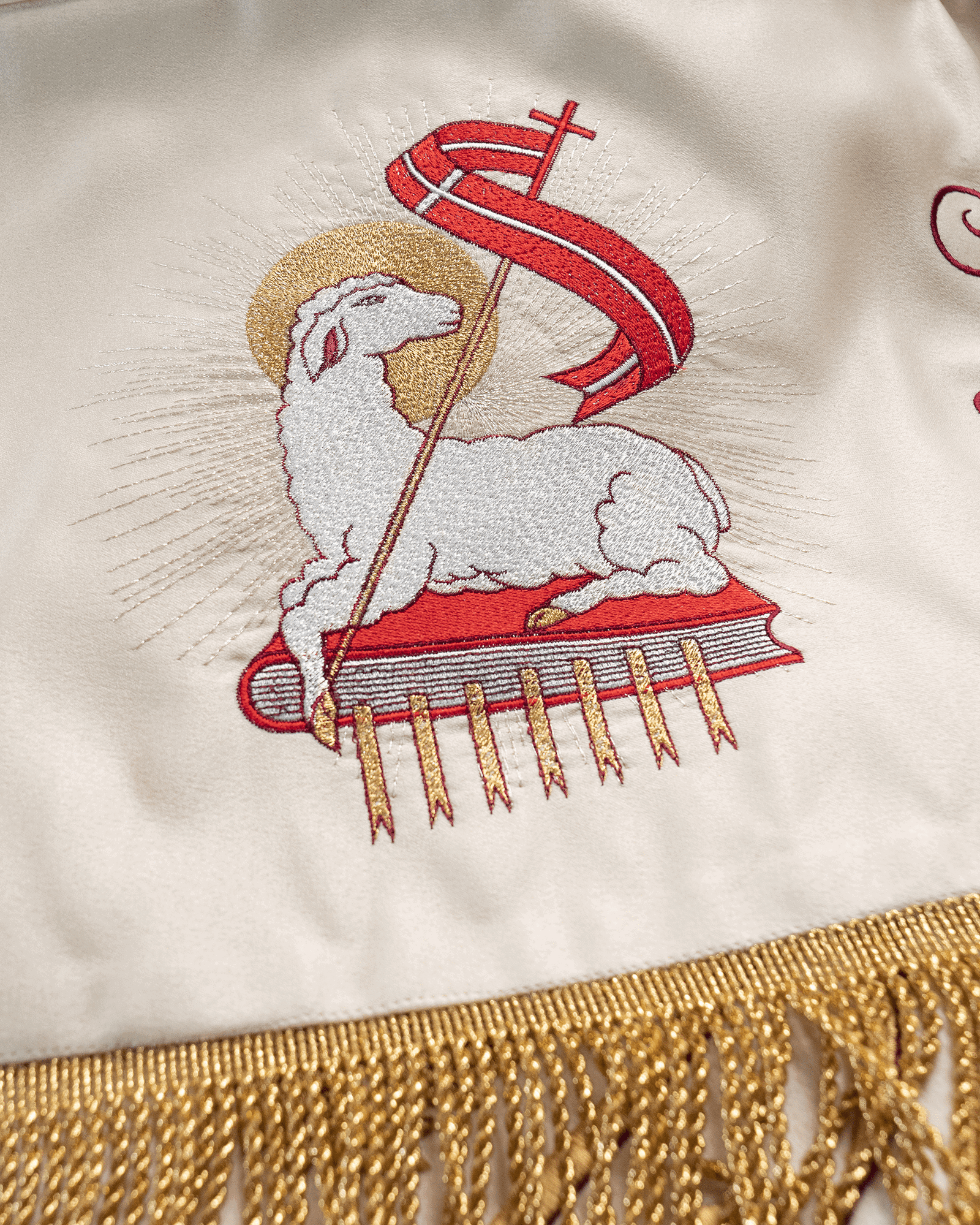 Dais de procession avec motif de calice, sacré cœur, JHS et un agneau KBA/001 130*160 - CHASUBLES.FR