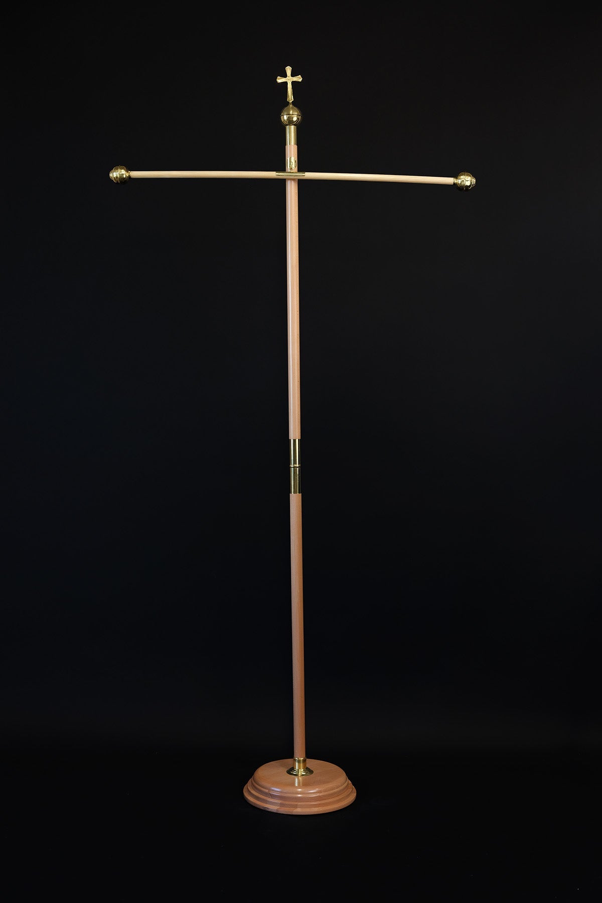 Hampe en bois clair pour bannière liturgique