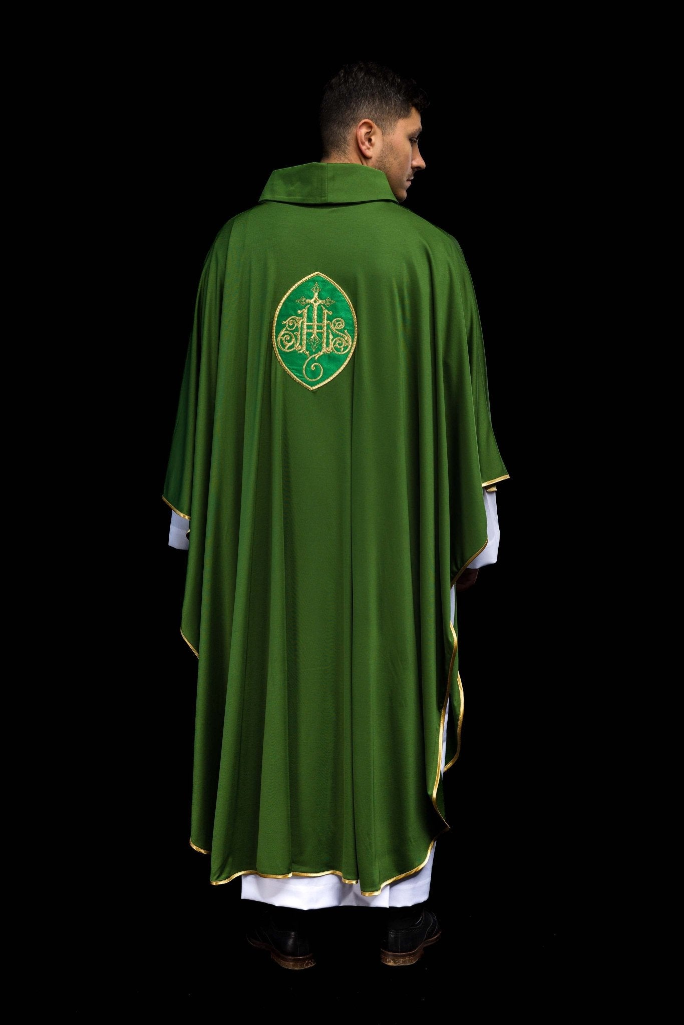 Ecru chasuble JHS en tissu léger SACROLITE KOR/388/01/78 - CHASUBLES.FR