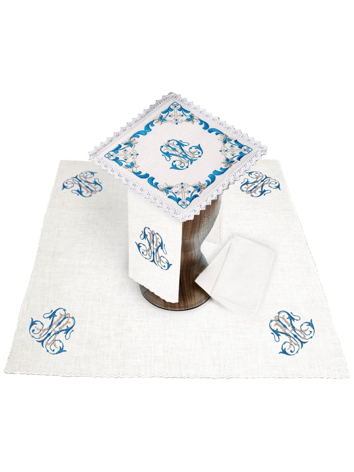 Ensemble de Linge d'autel en lin avec une broderie mariale dorée KKL/092 - CHASUBLES.FR